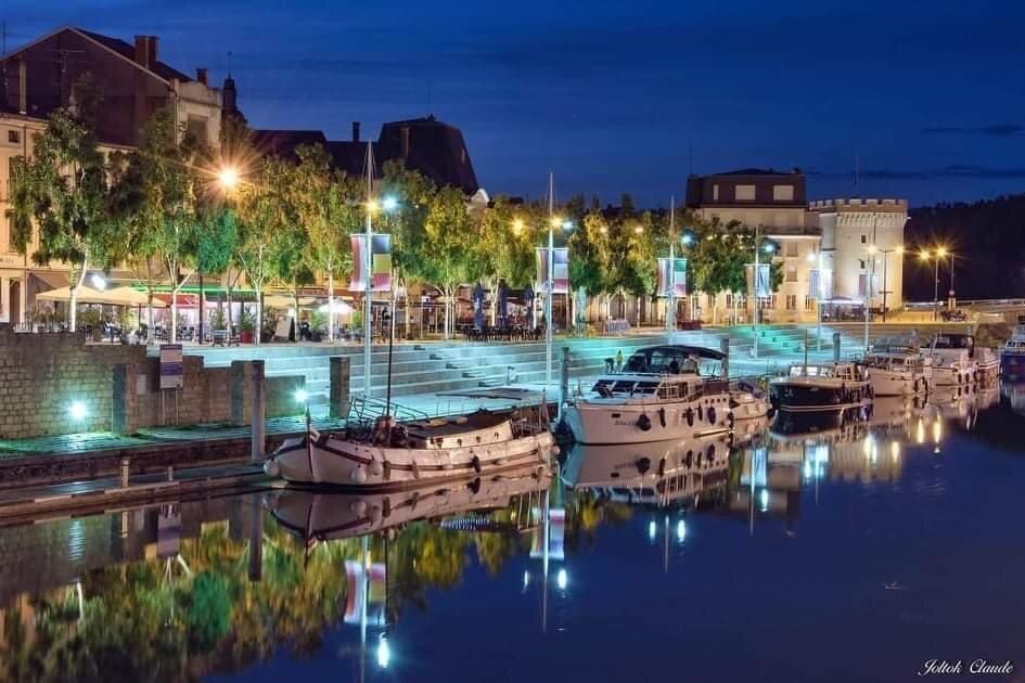 Photo by Departure67928734358