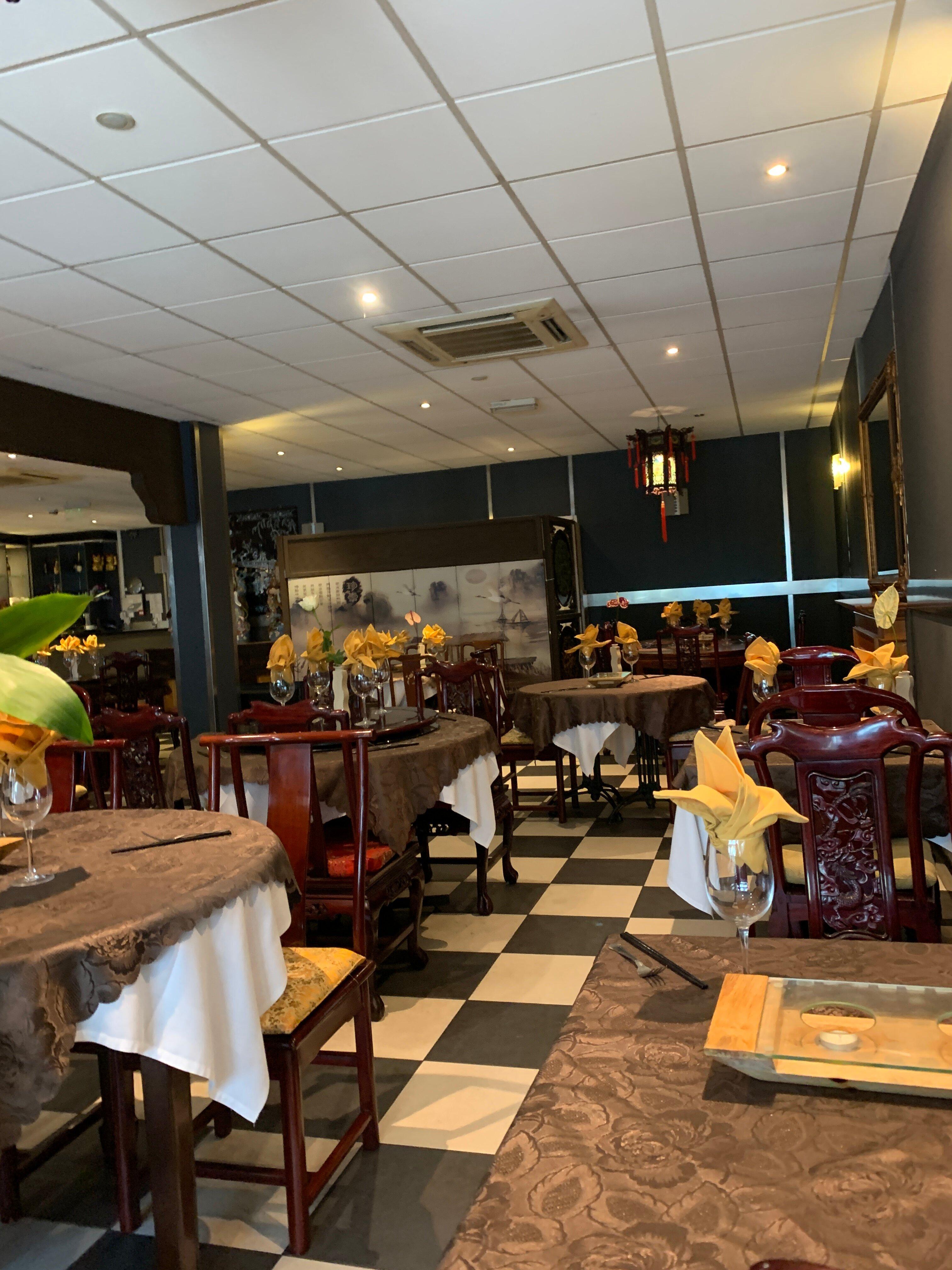 Dragon Wells Restaurant