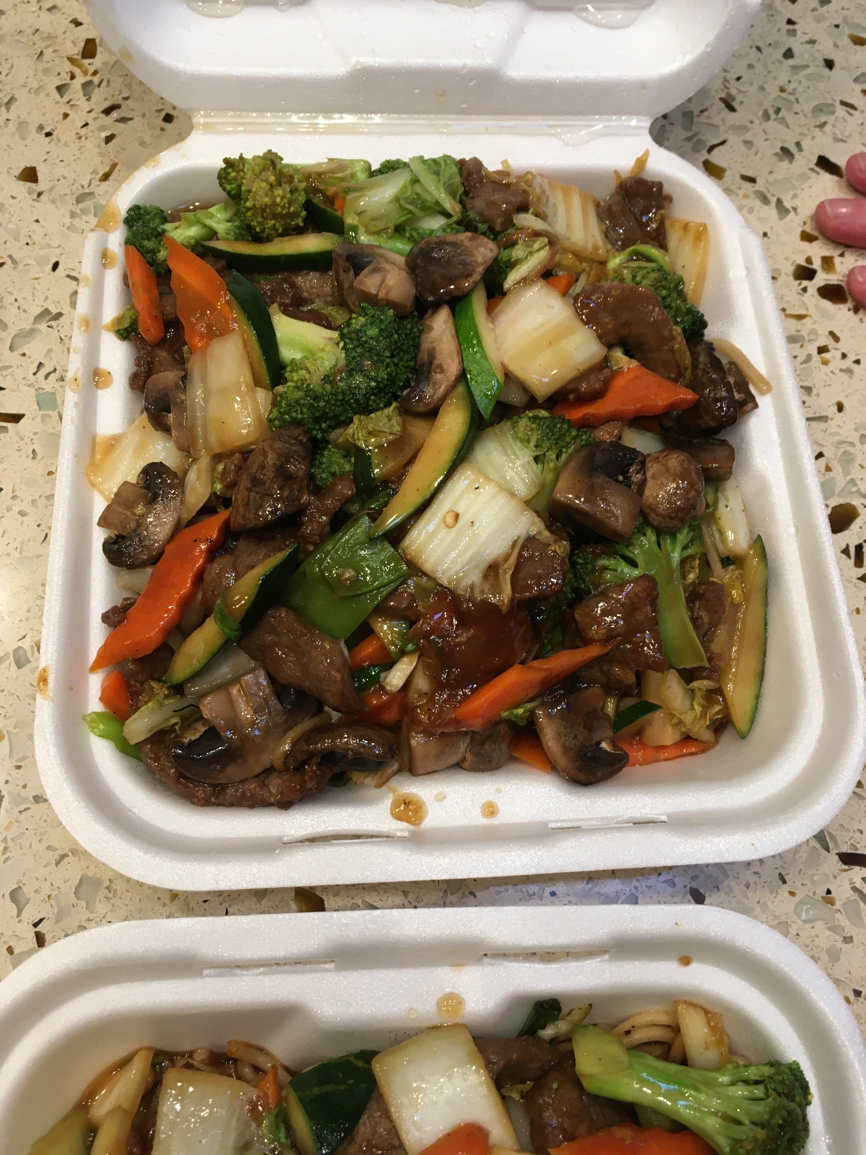 Golden Wok Chinese Restaurant