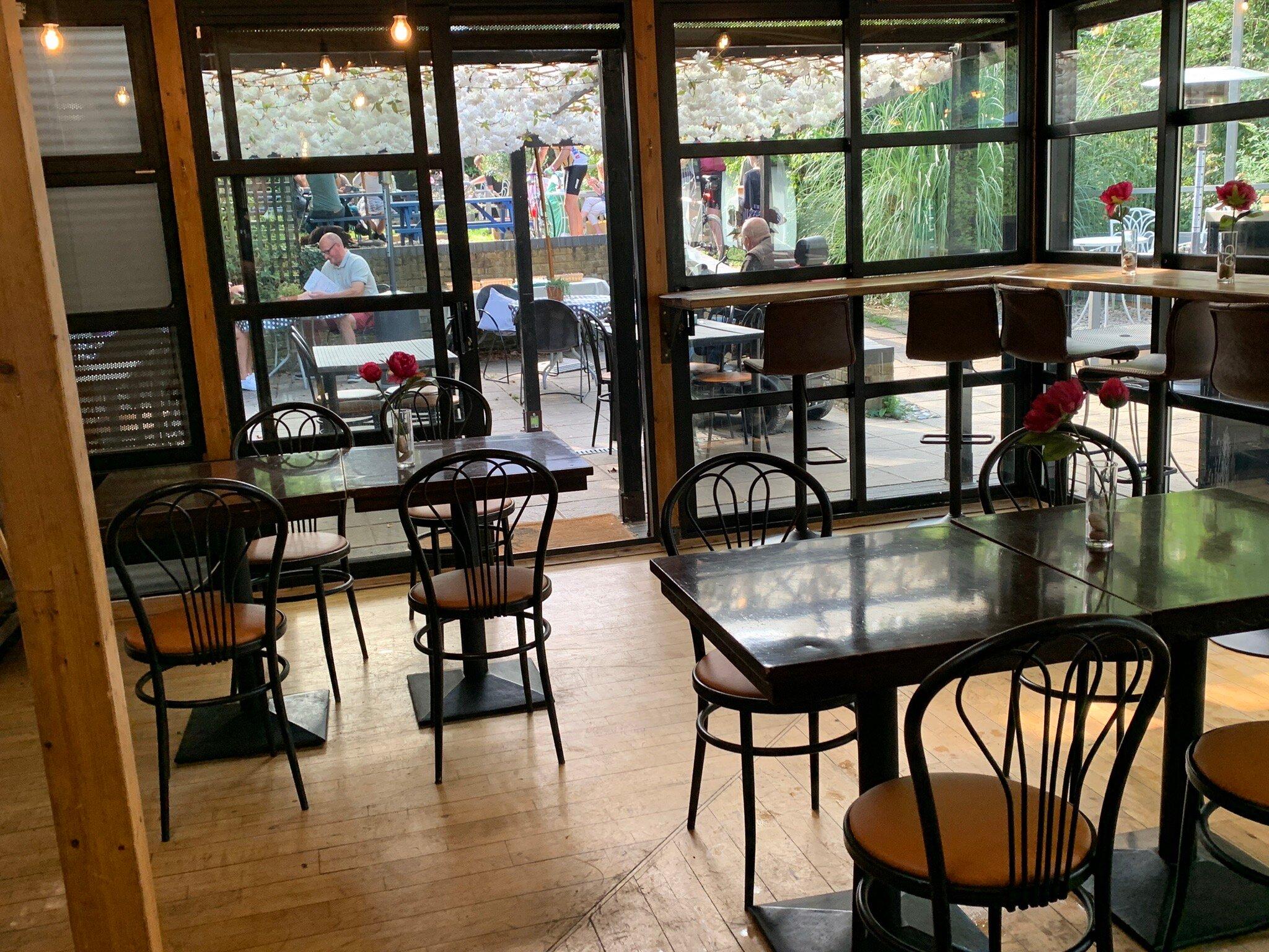 Waters Edge Marsworth