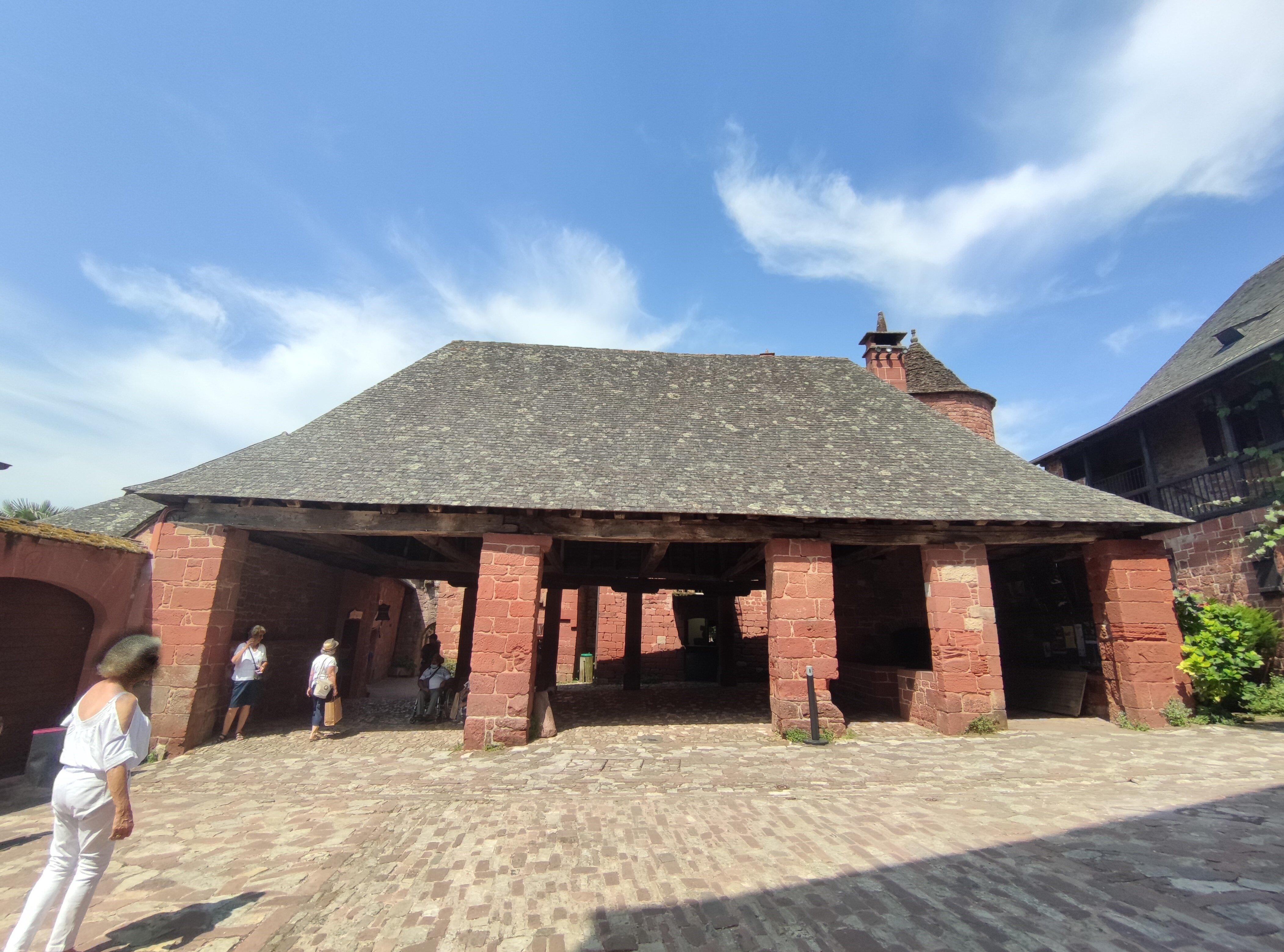 La Halle À Collonges-la-rouge