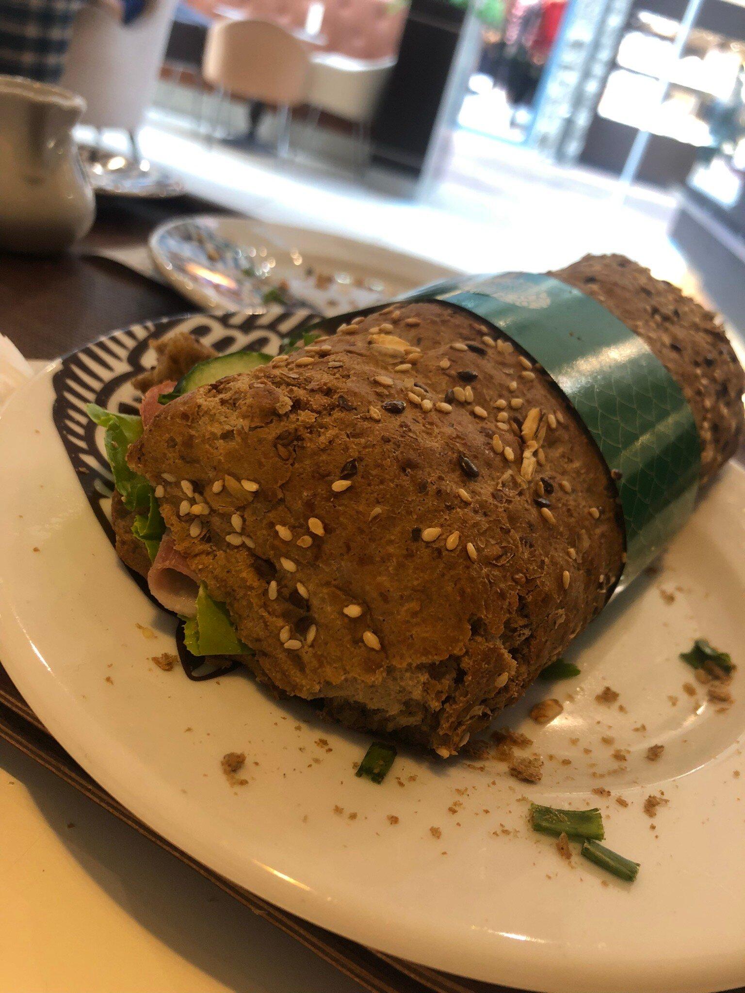 Photo by L3043EKkarolinas