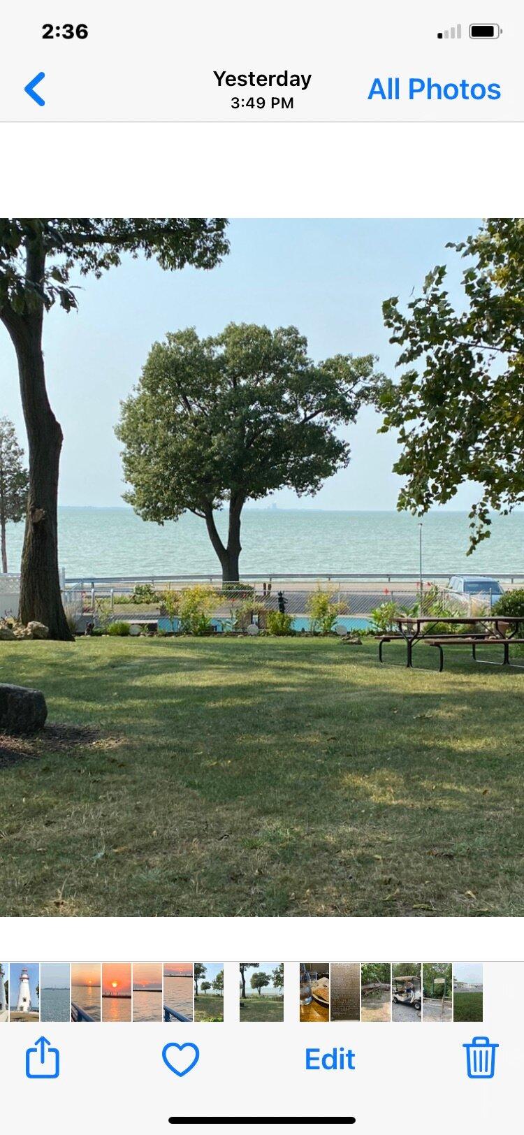 Scenic Rock Ledge Inn Cottages