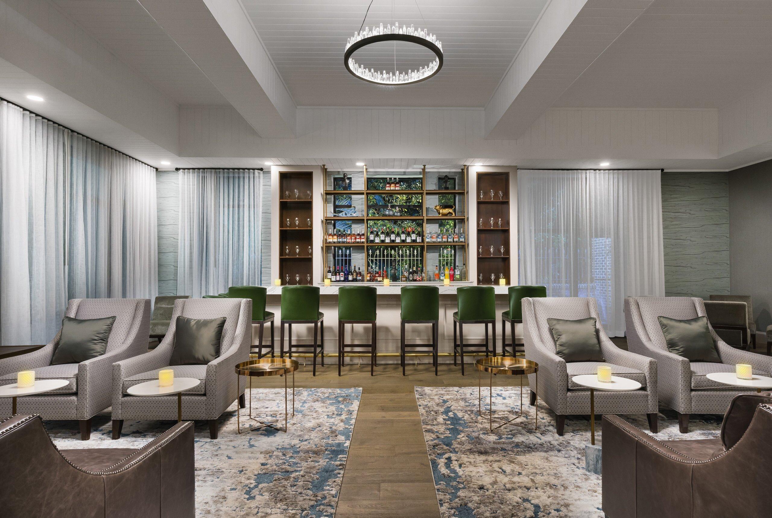 Twin Spades Cocktail Bar