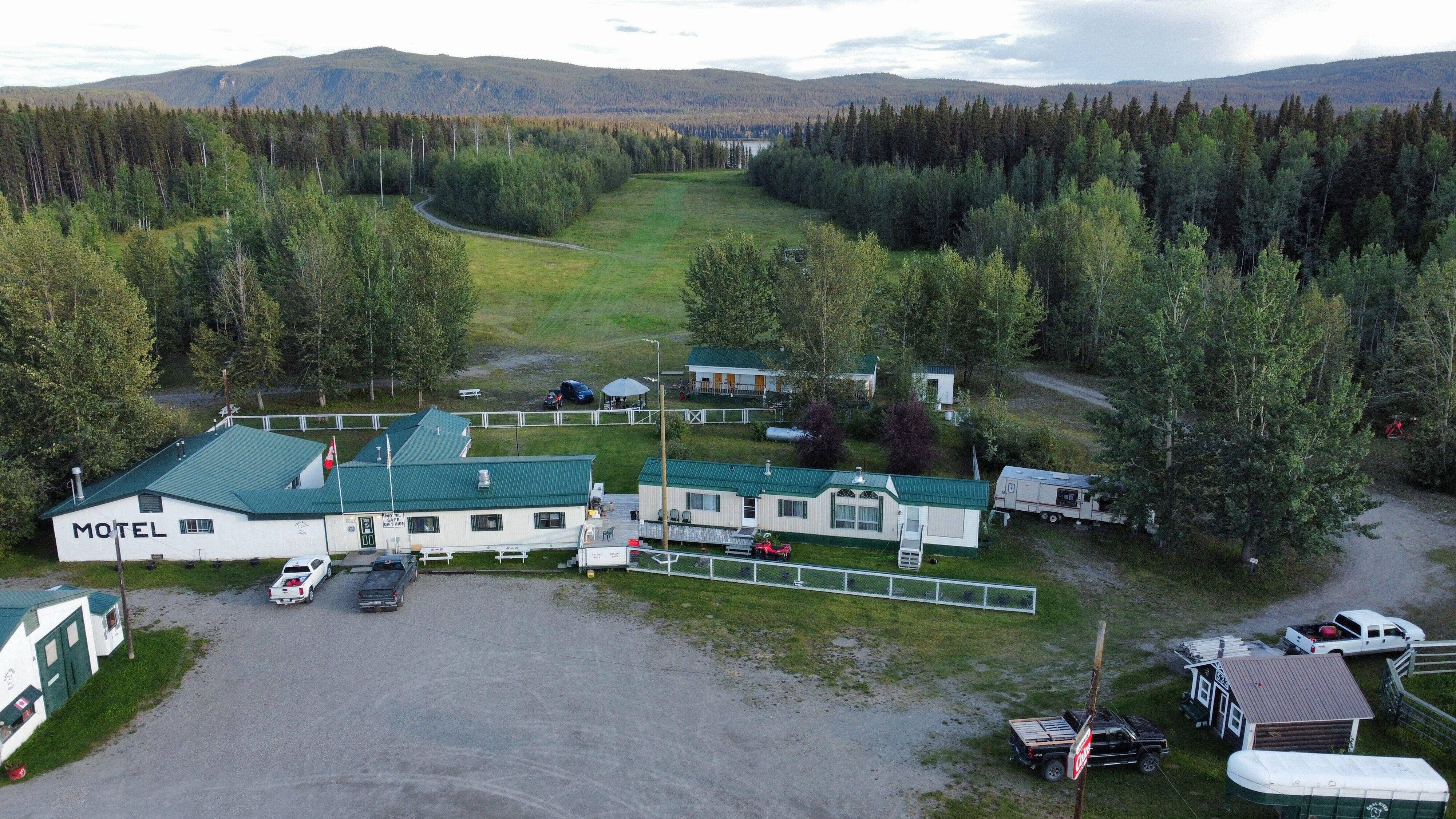 Coal River Lodge & RV