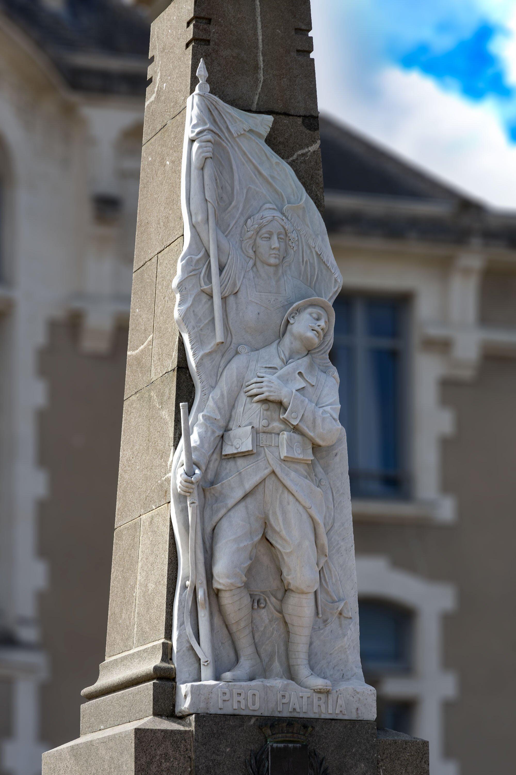 Monument Aux Morts