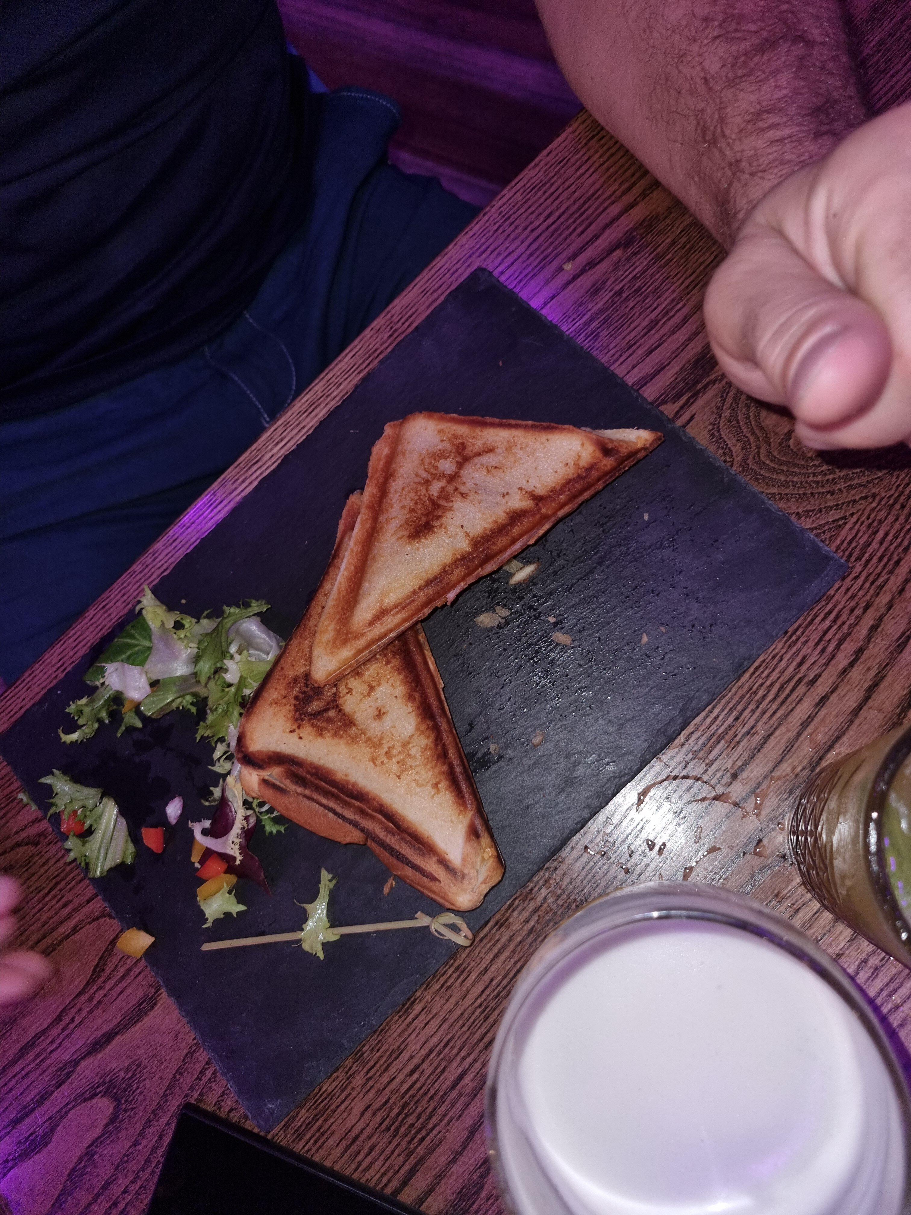 Tailors Bar and Lounge