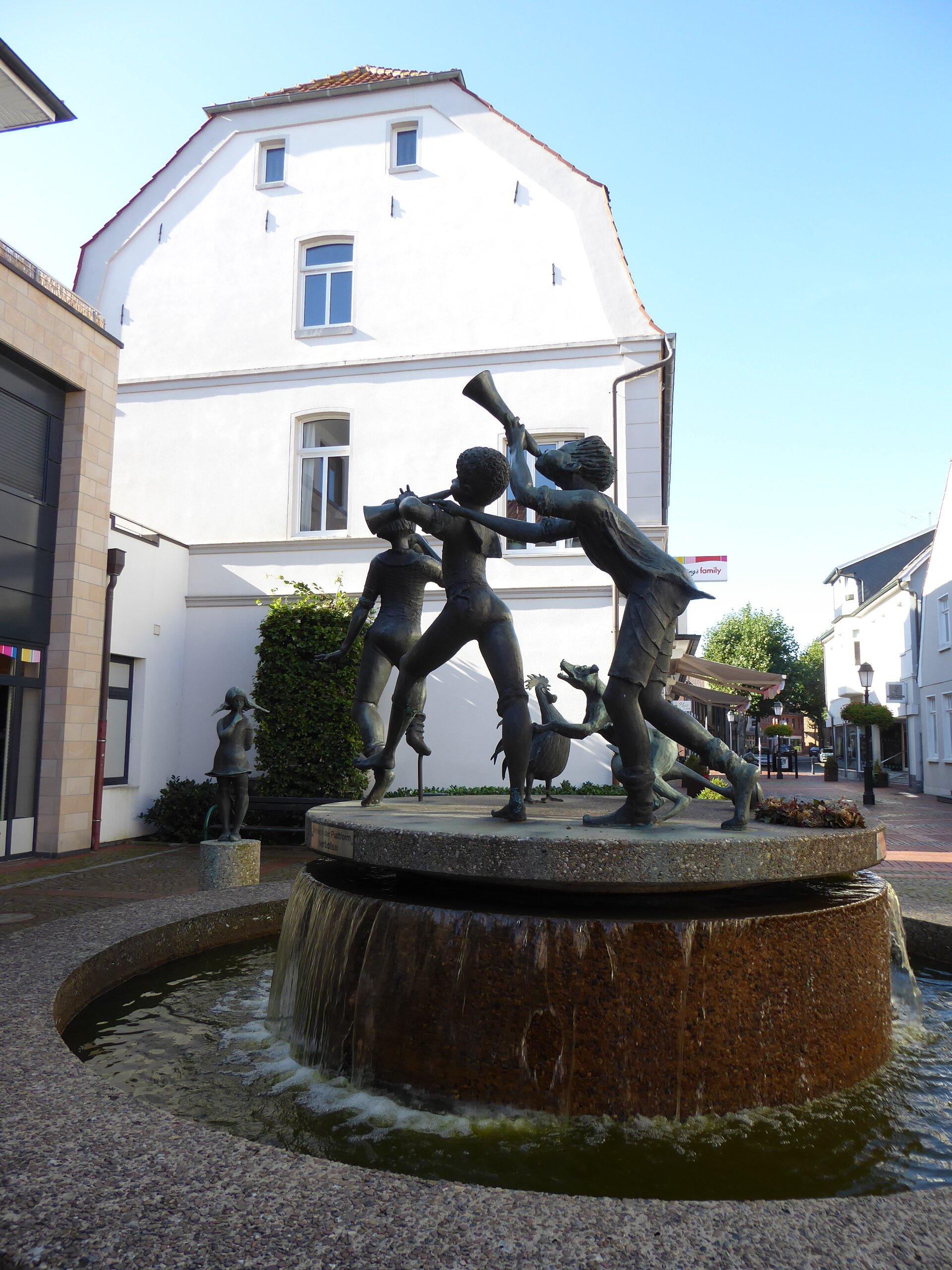 Innenstadt Mit Adventsbrunnen - Löningen