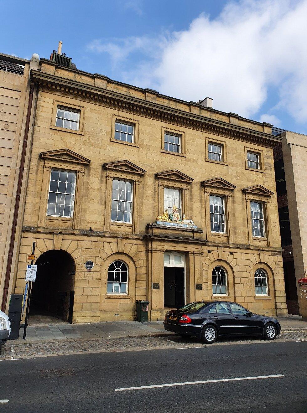 Custom House Blue Plaque