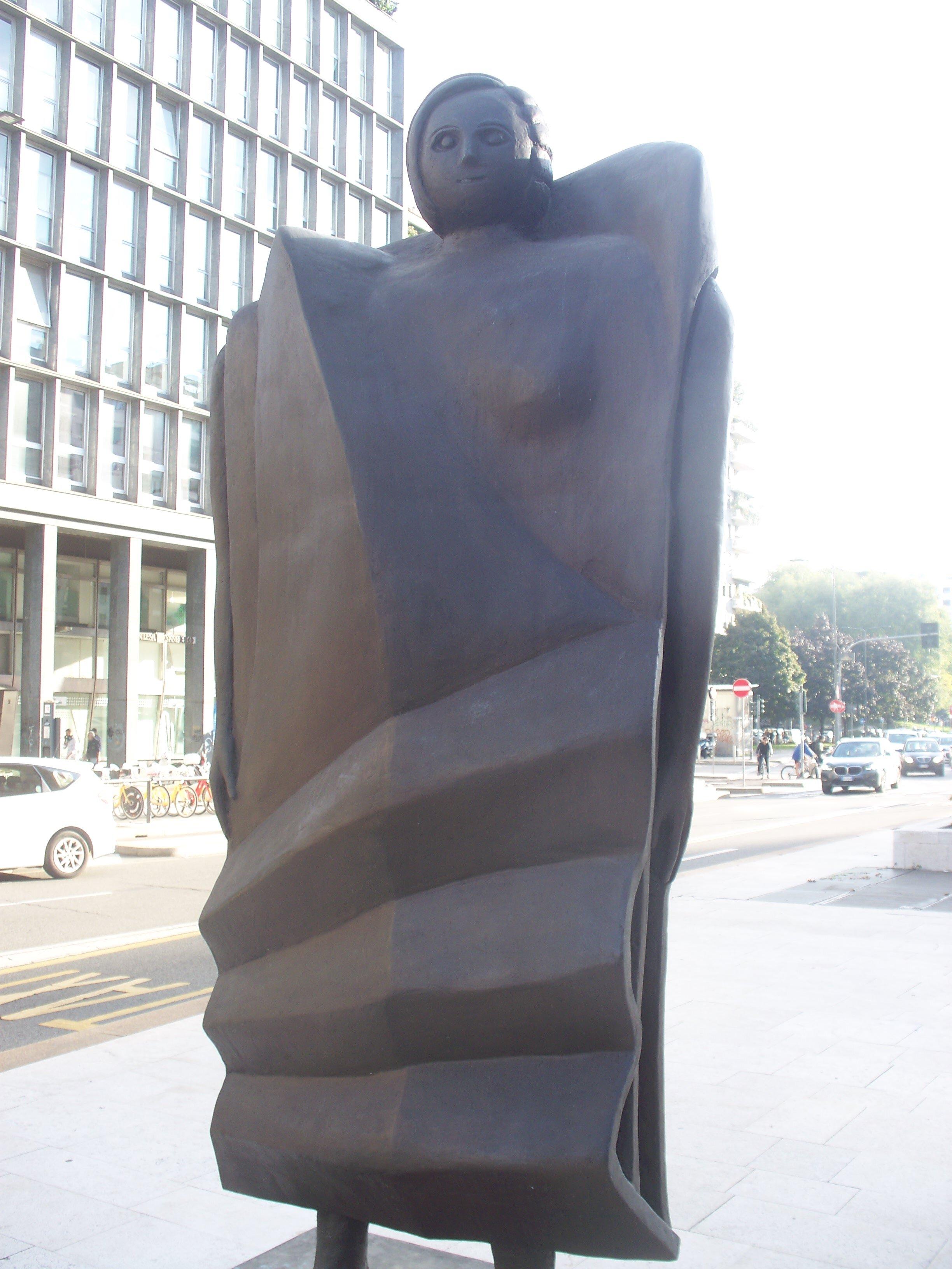 Statua "personaggio"