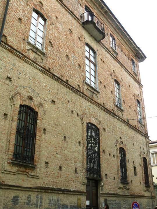 Biblioteca Civica Anton Enrico Mortara