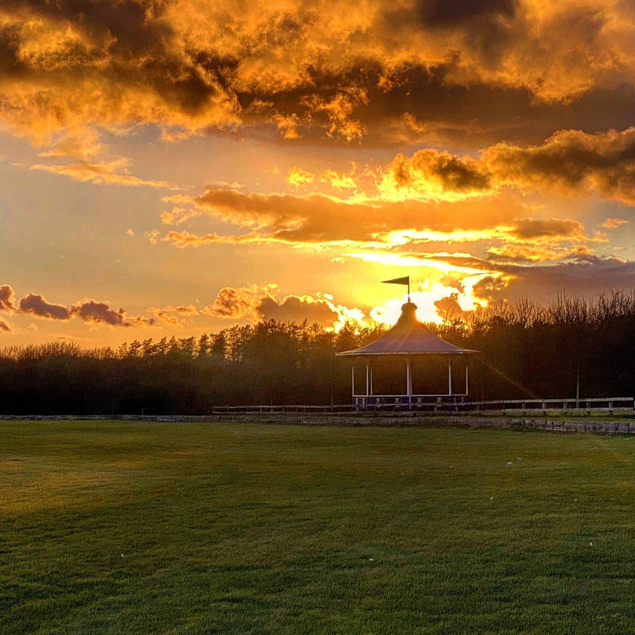 Longdole Polo Academy