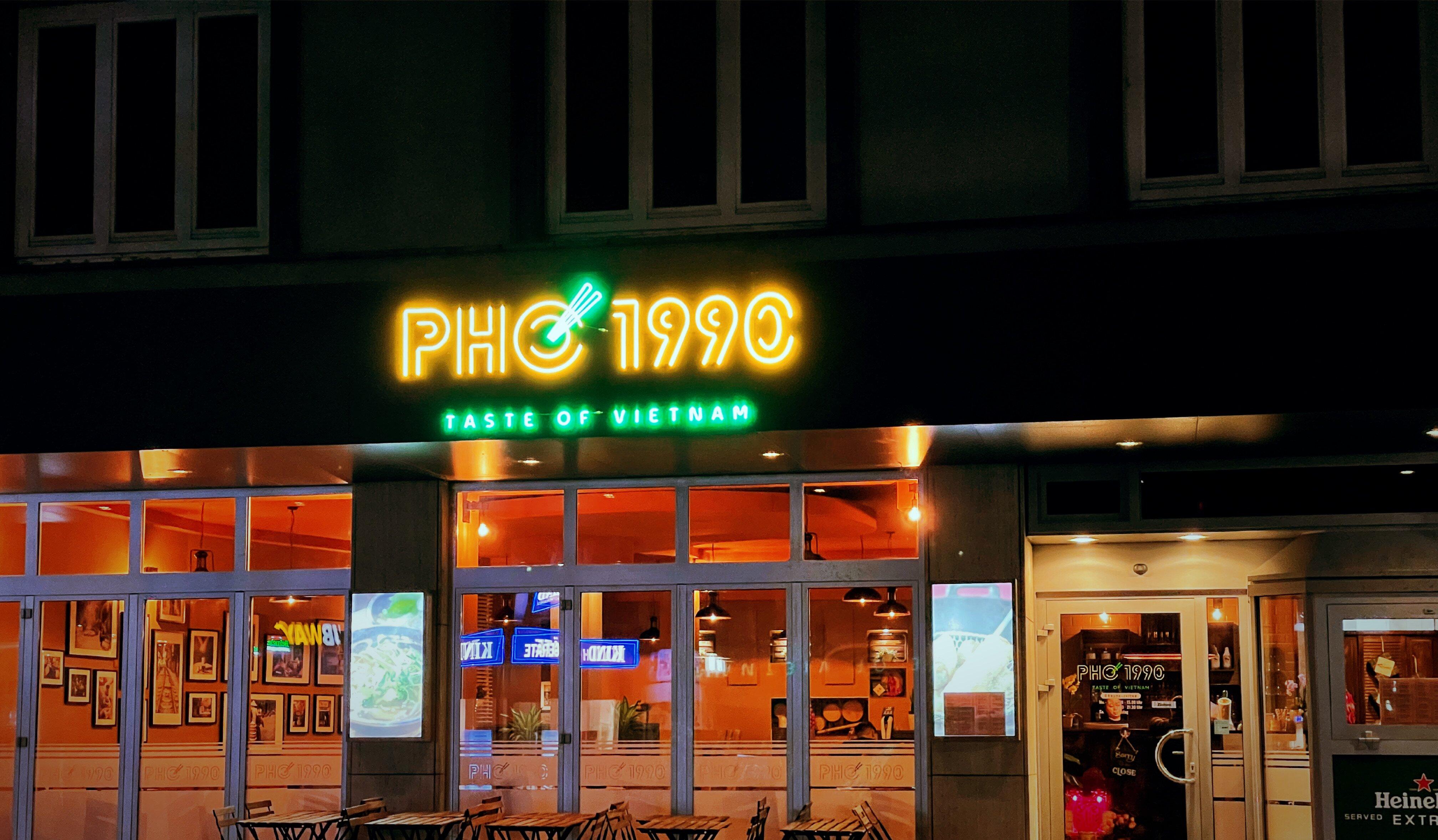 Pho 1990