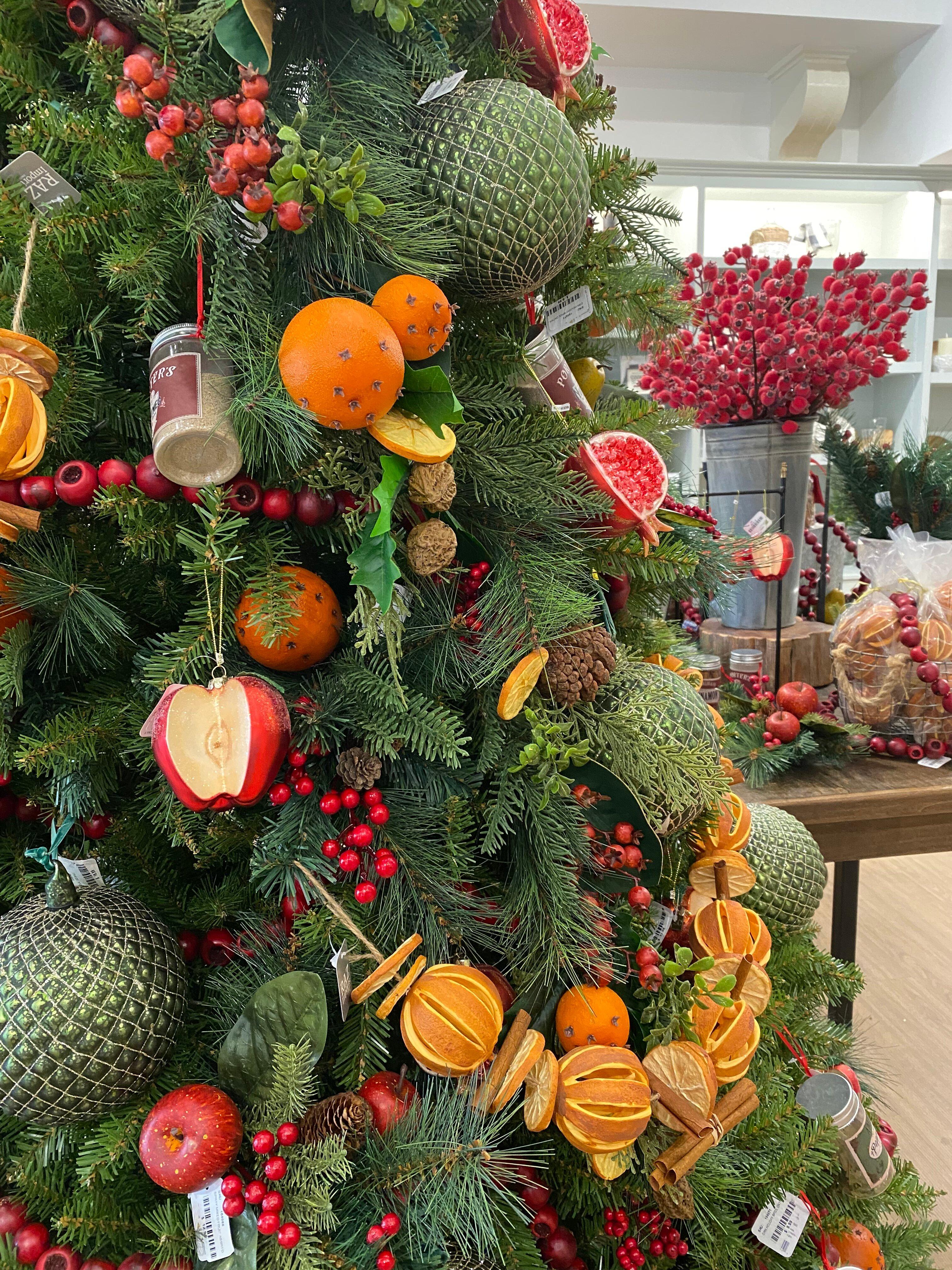 Brick & Vine: A Colonial Williamsburg Shop