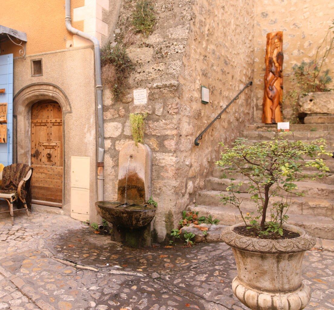La Fontaine De La "diane"