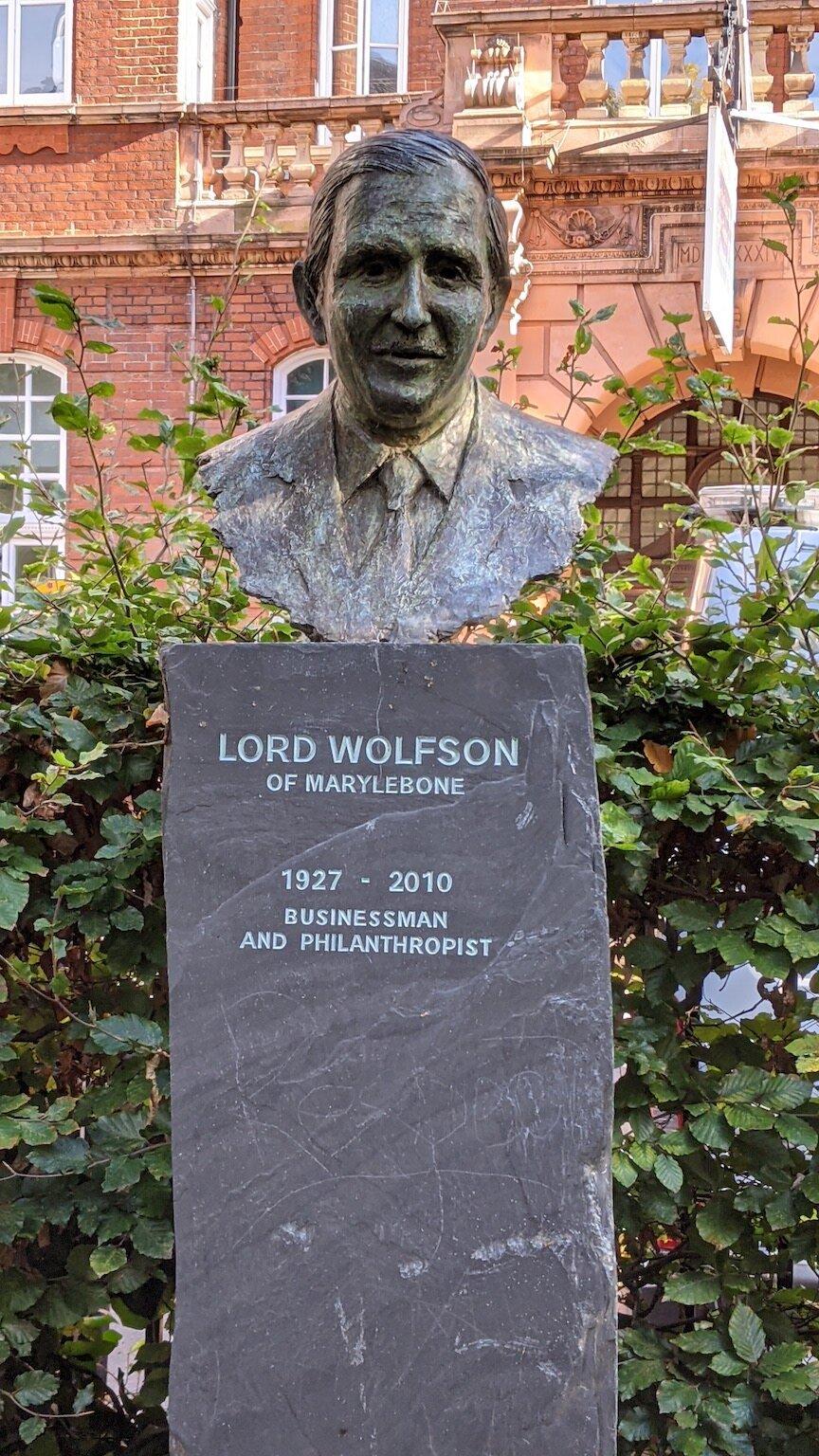 Lord Wolfson Statue