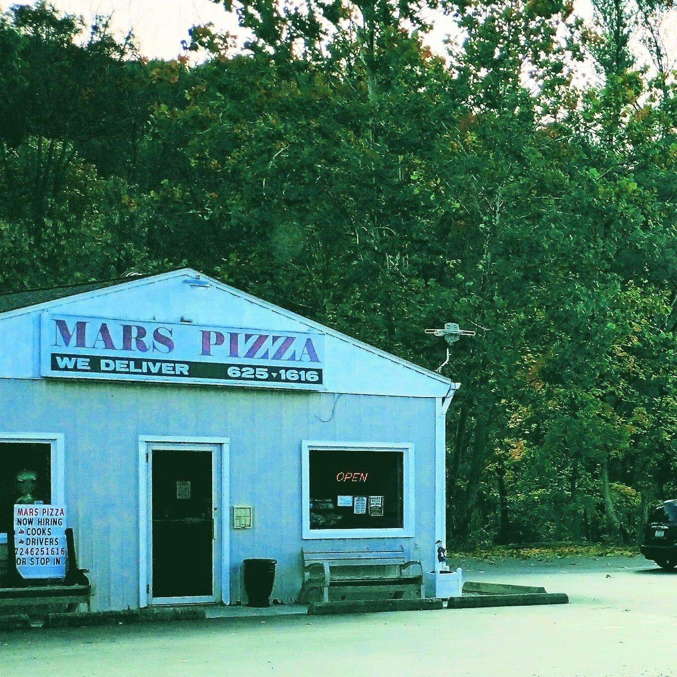 Mars Pizza