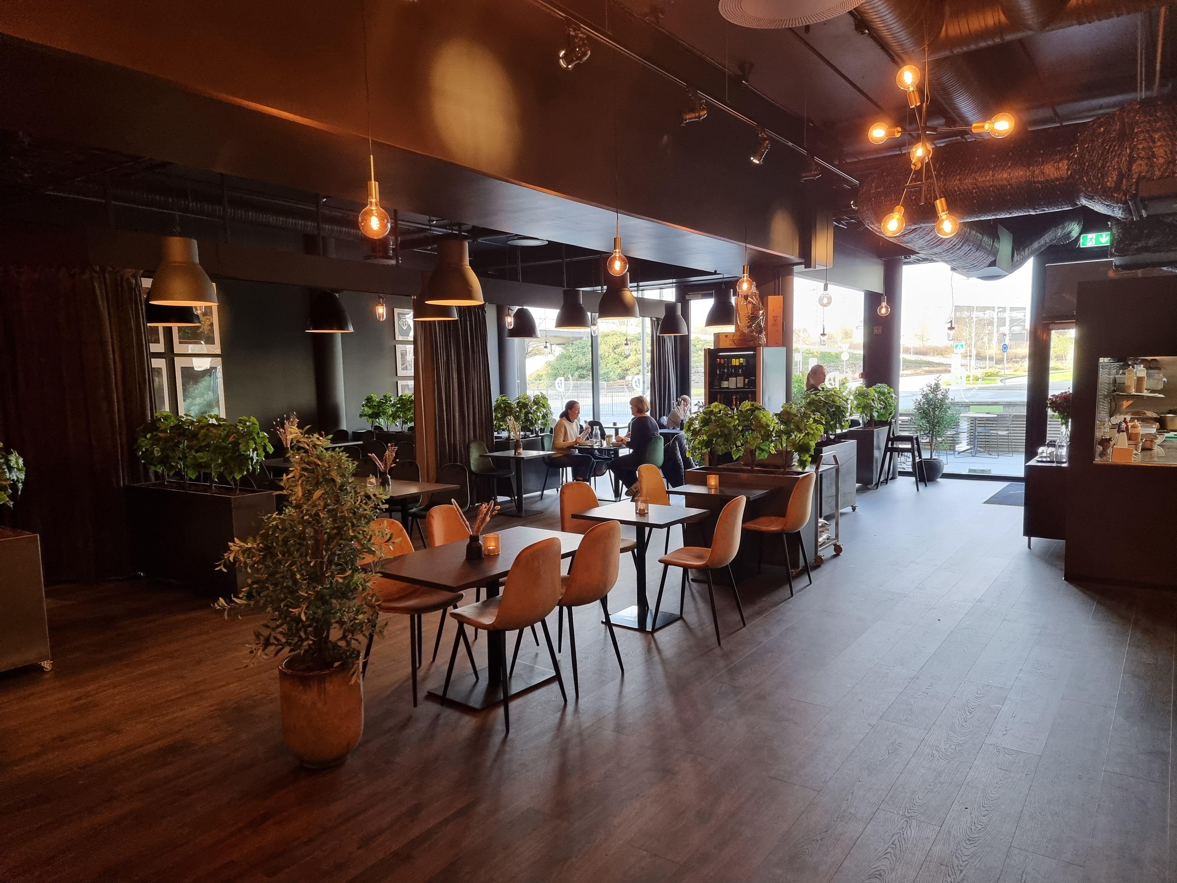 Delikatessen By Foodfighters Hinna