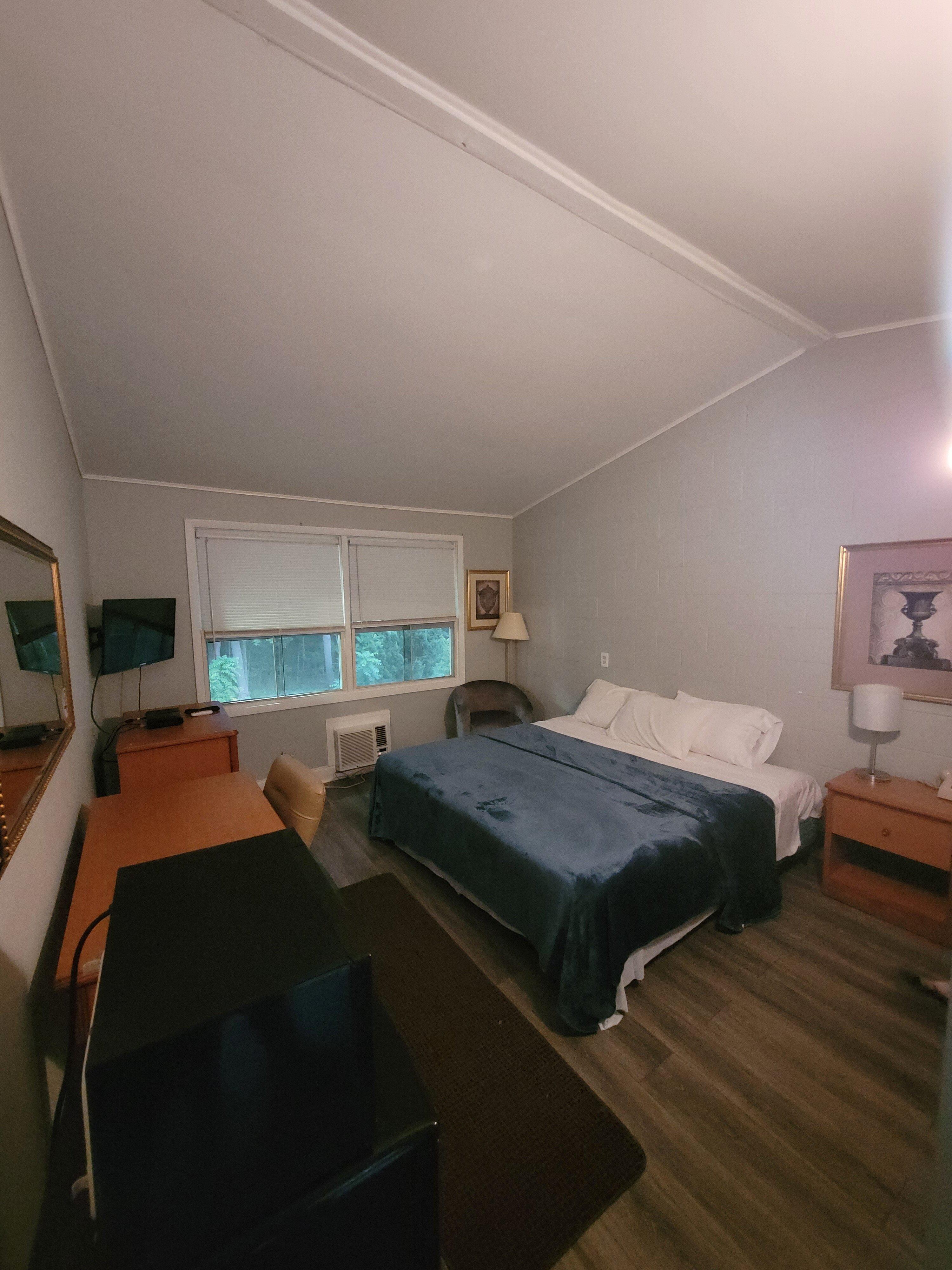 Hilltop Motel