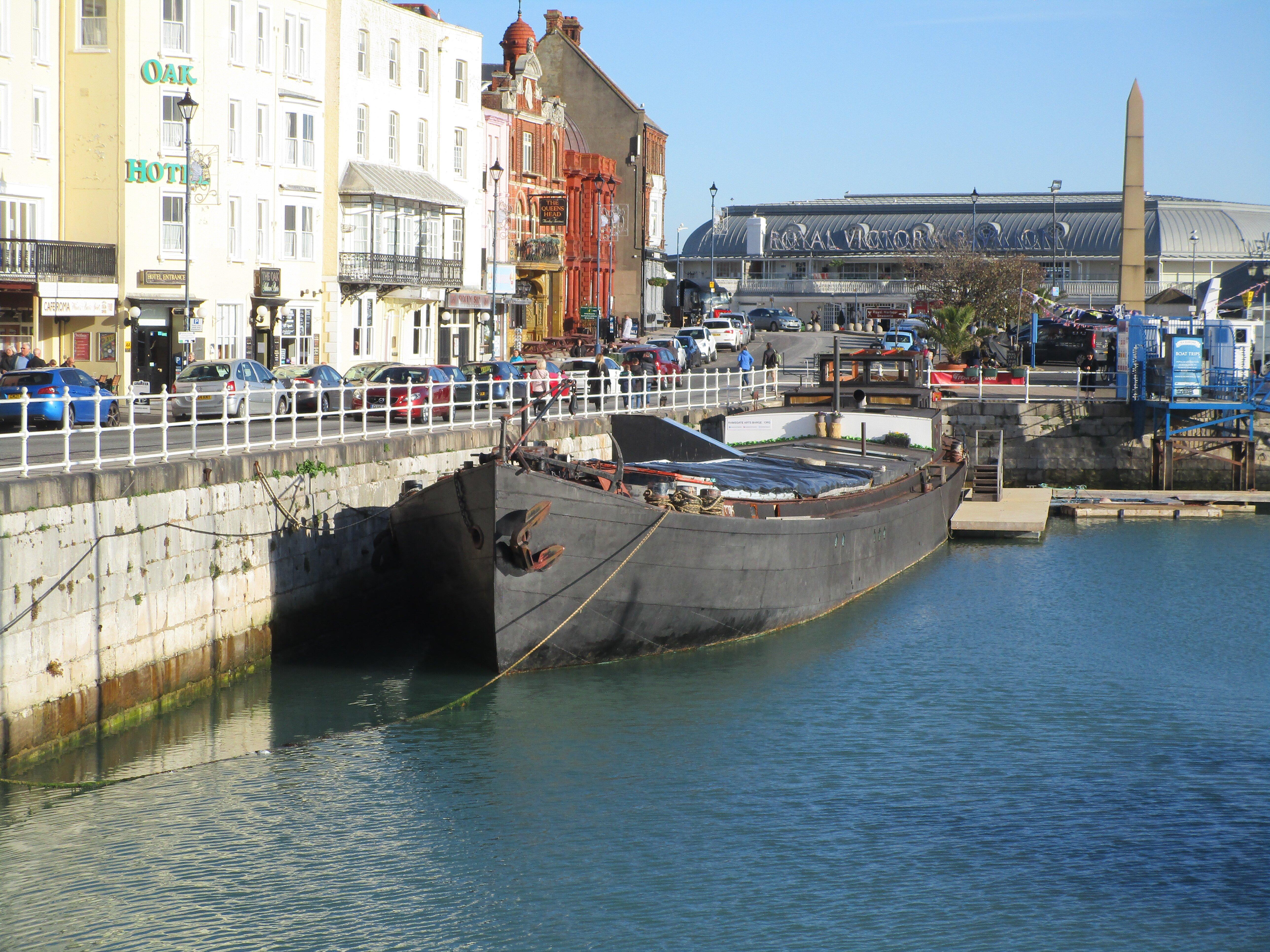 Ramsgate Arts Barge