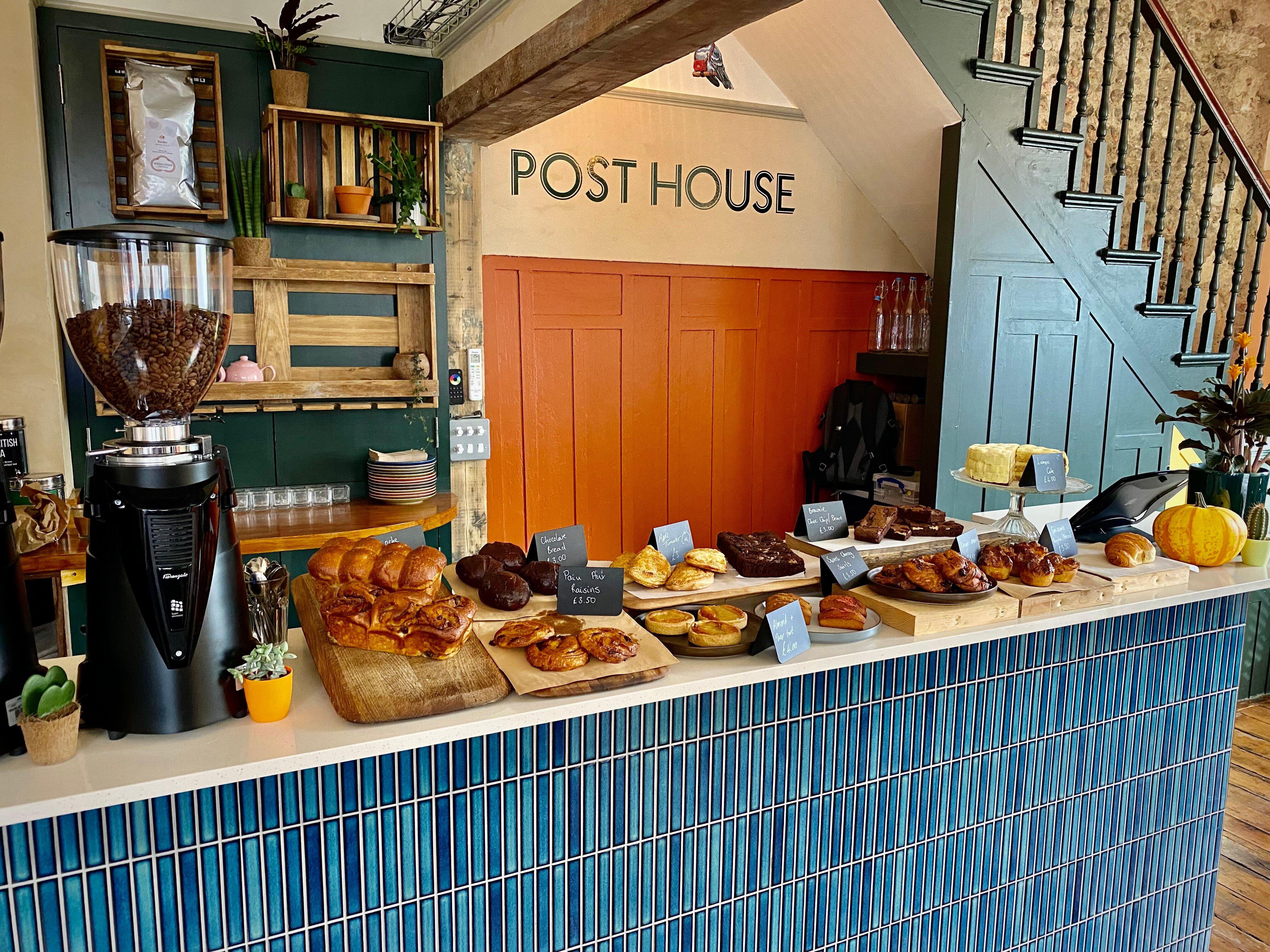 Post House Café And Bar
