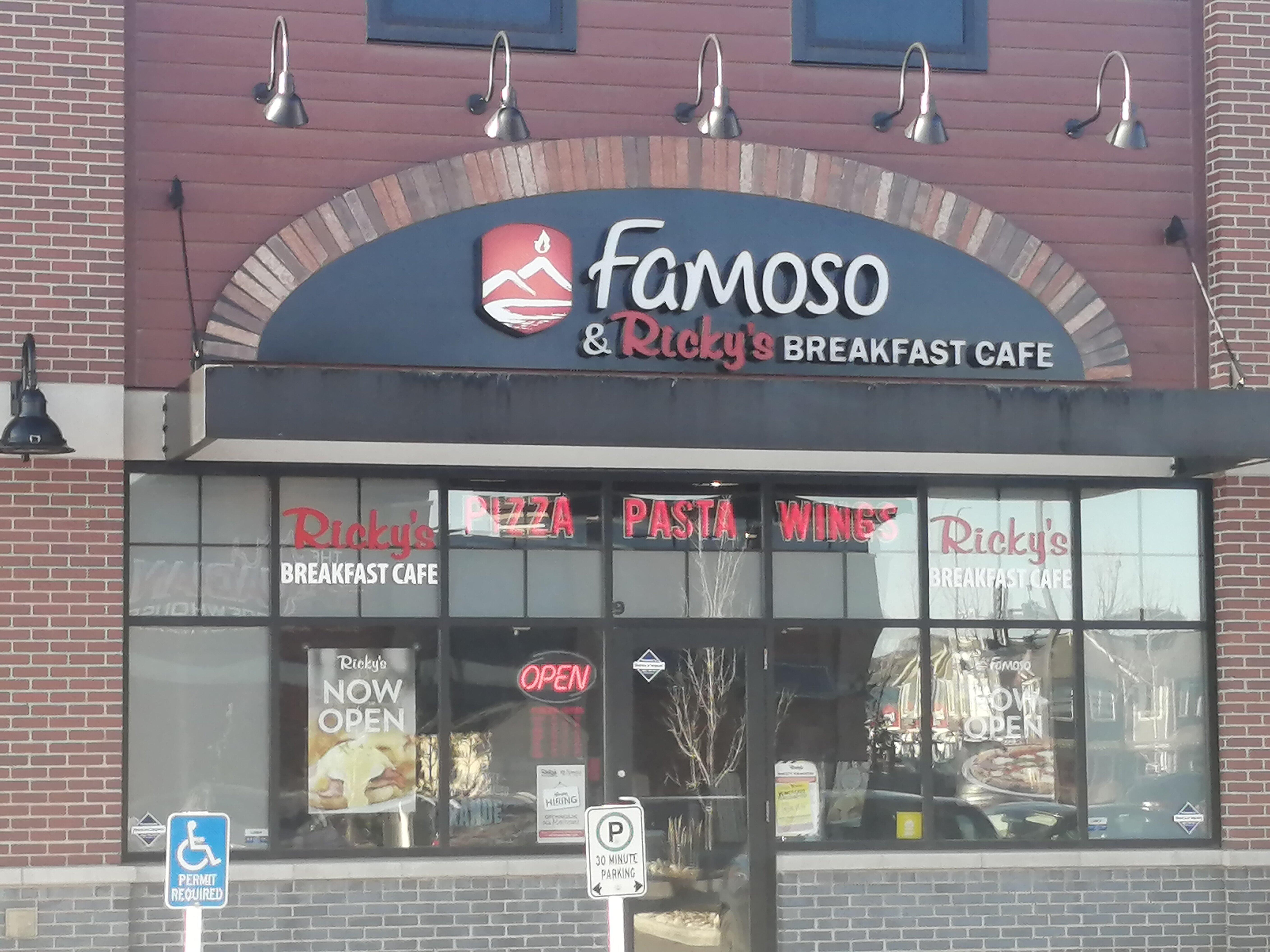 Famoso Italian Pizzeria - Cochrane
