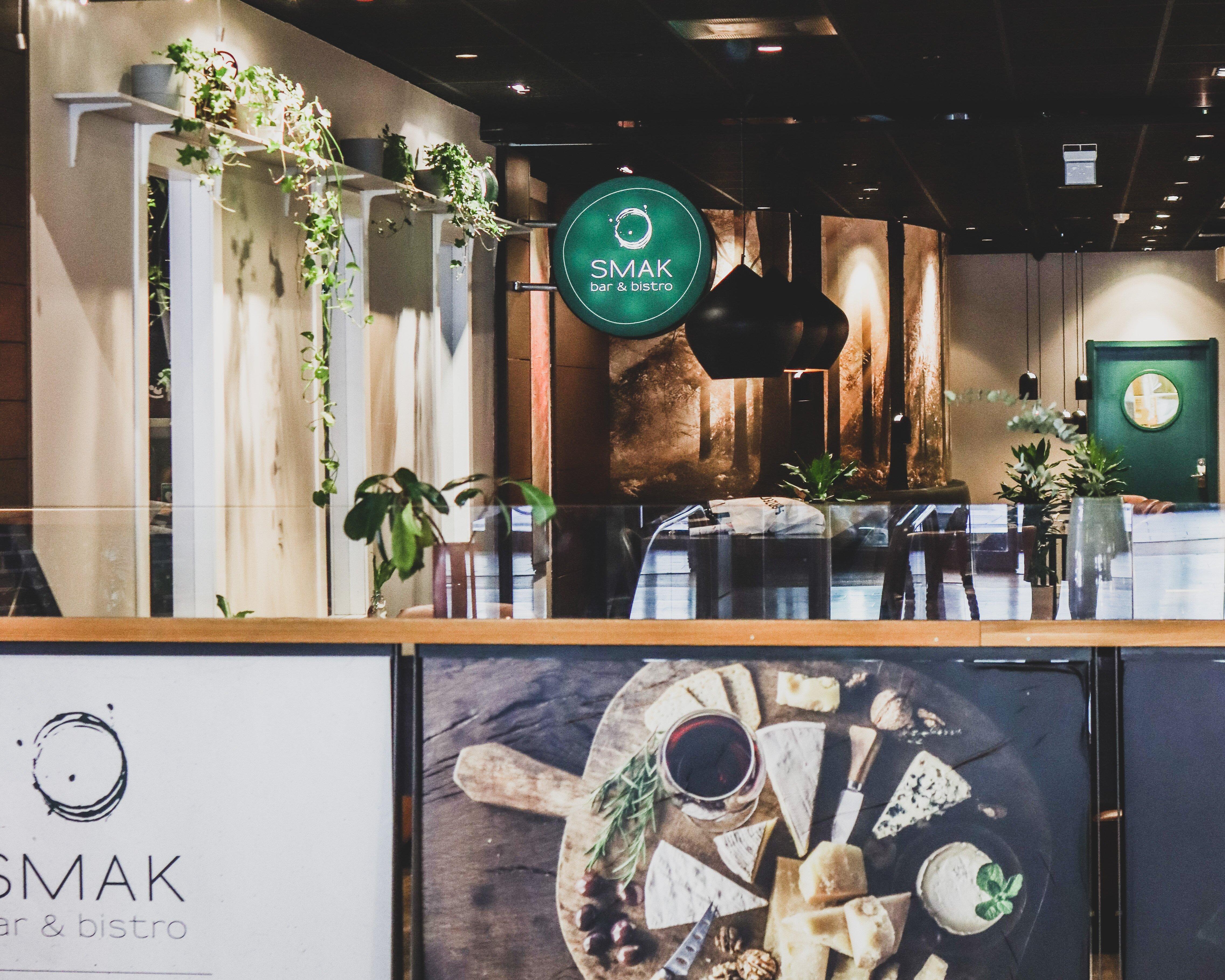 Smak Bar & Bistro