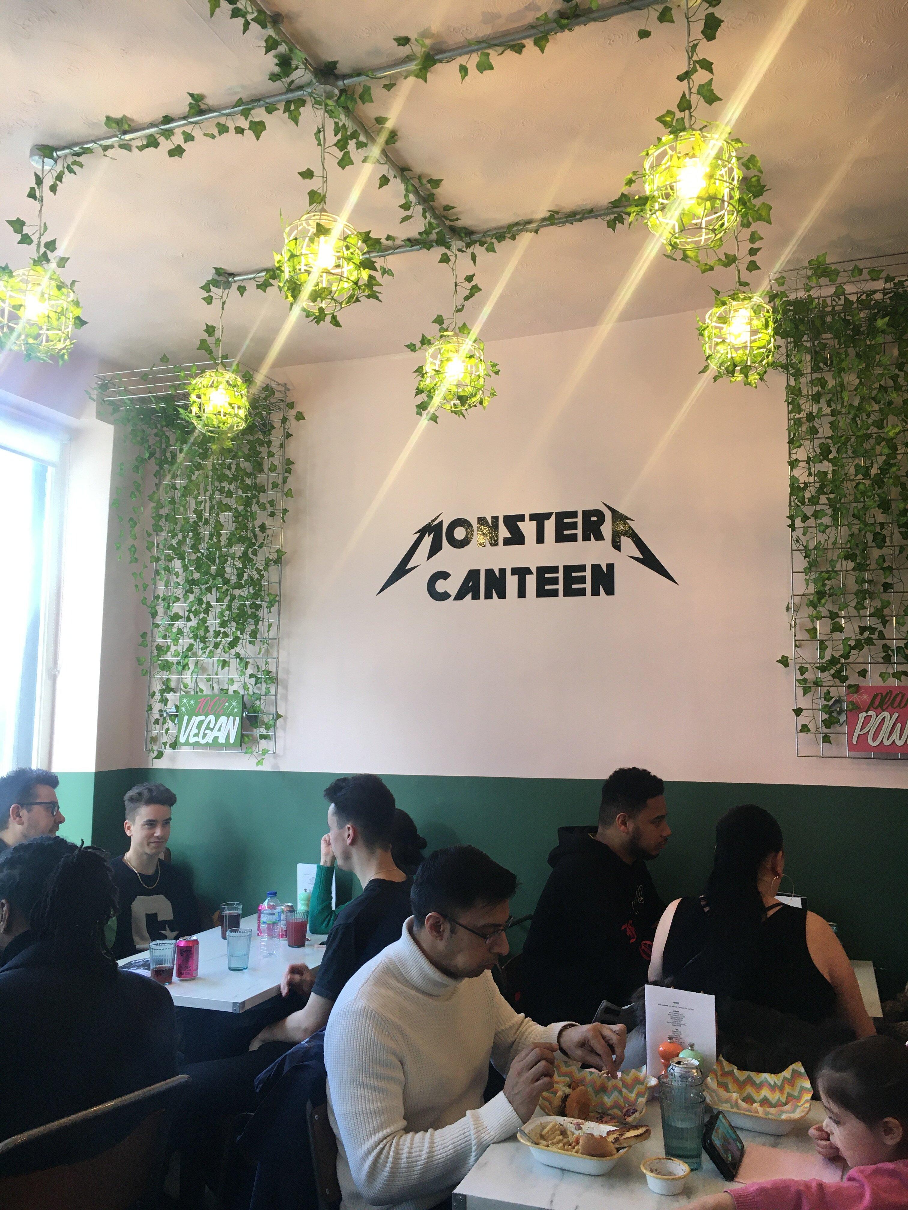 Monstera Canteen