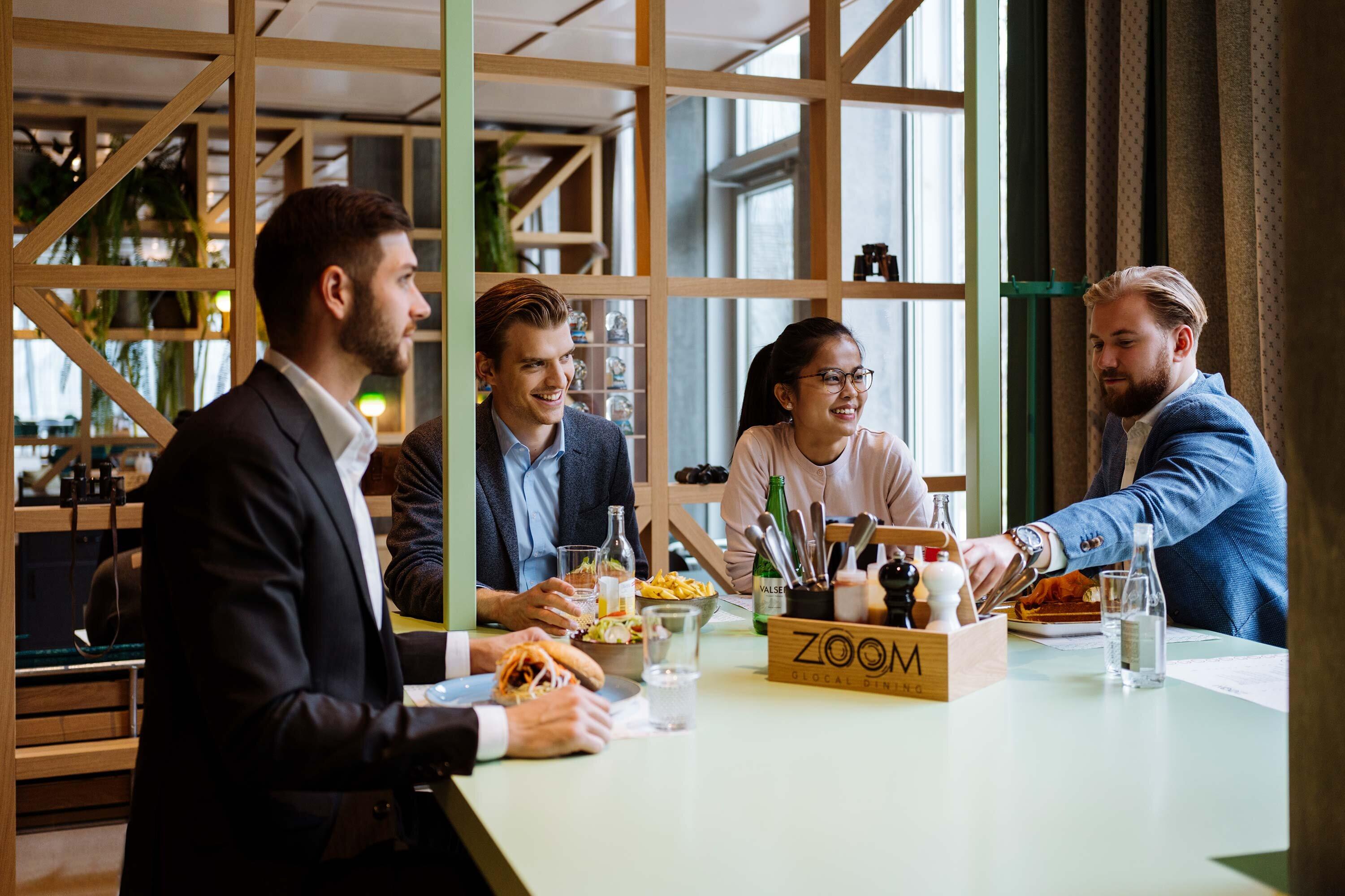 ZOOM Restaurant & Bar