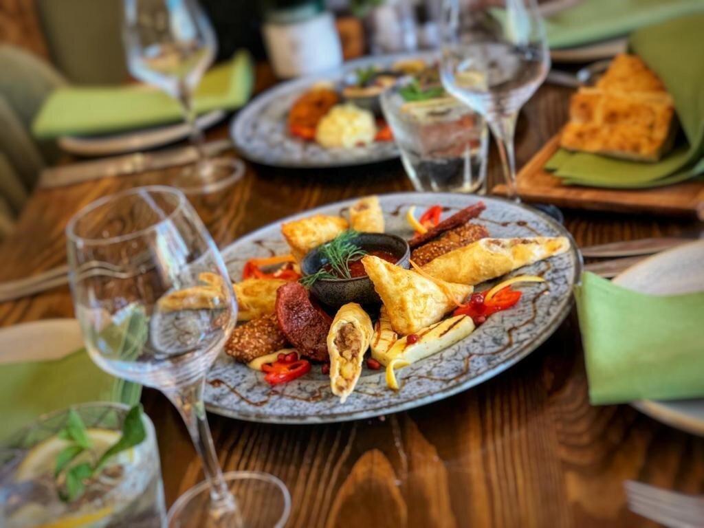 Saray Jesmond Turkish Grill House