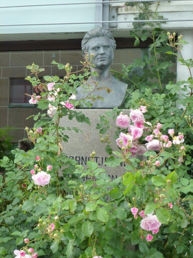 Bjørnstjerne Bjørnson Byste