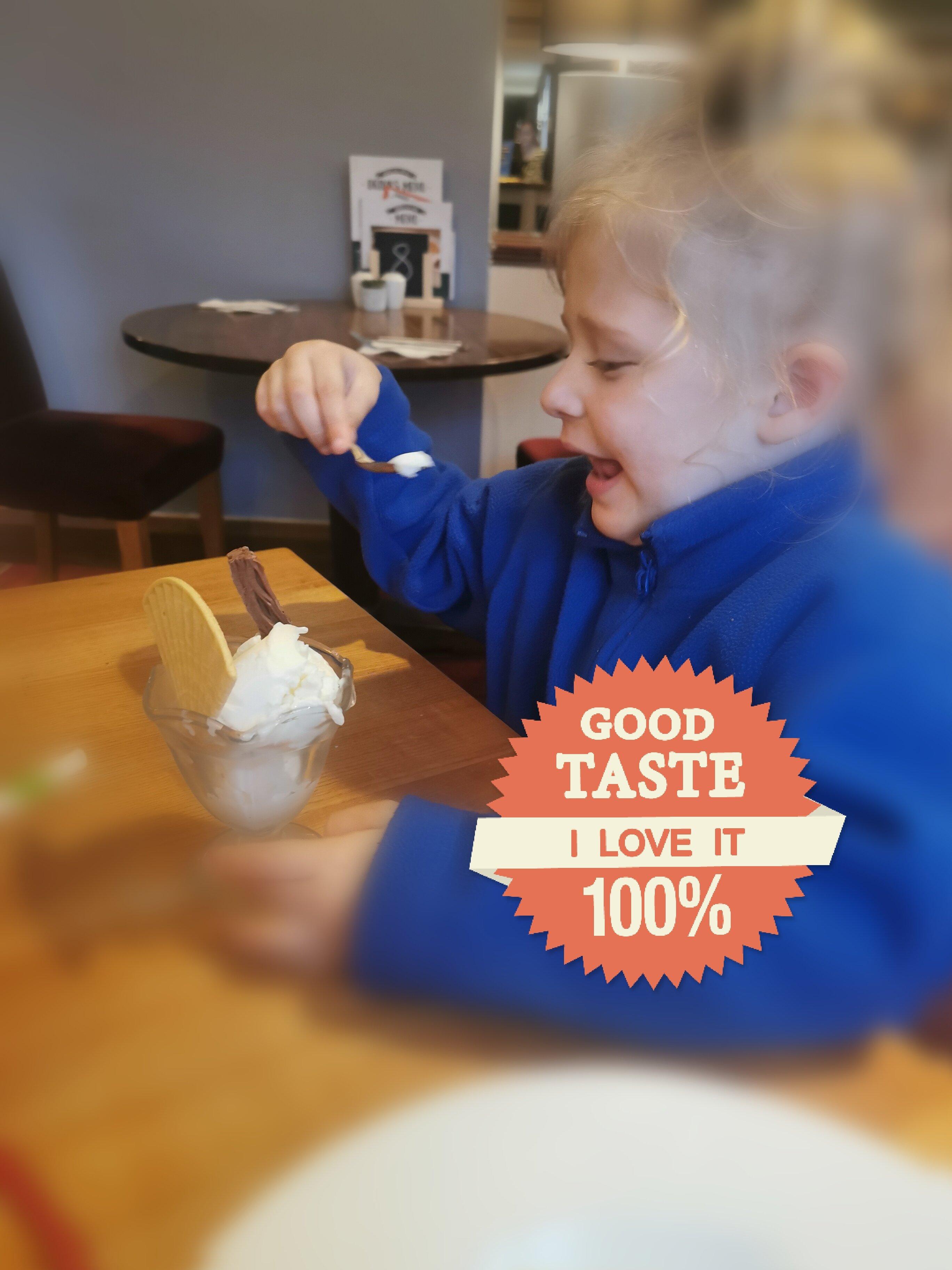 Table Table Callywith