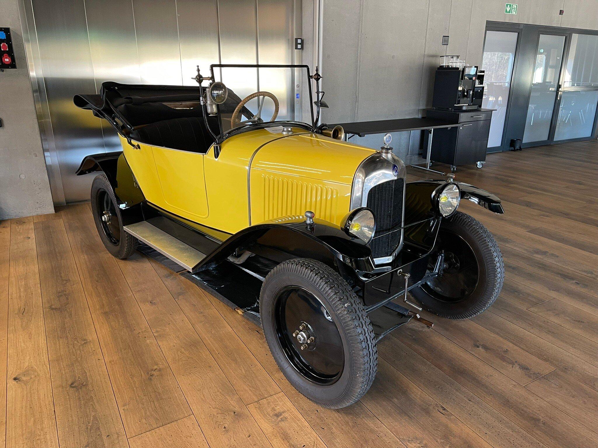 Photo by Hans Jakob S