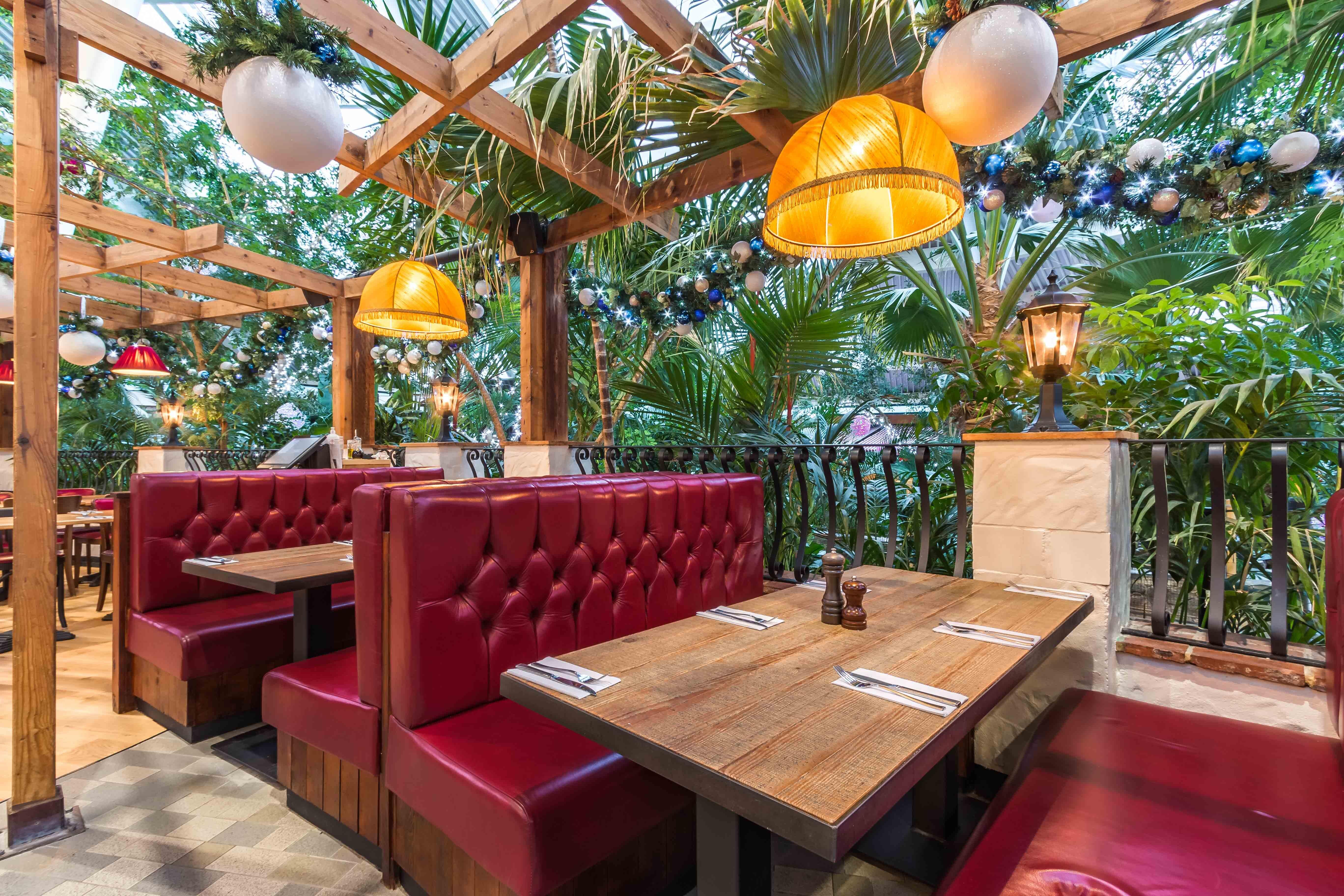 Cafe Rouge - Center Parcs Longleat Forest