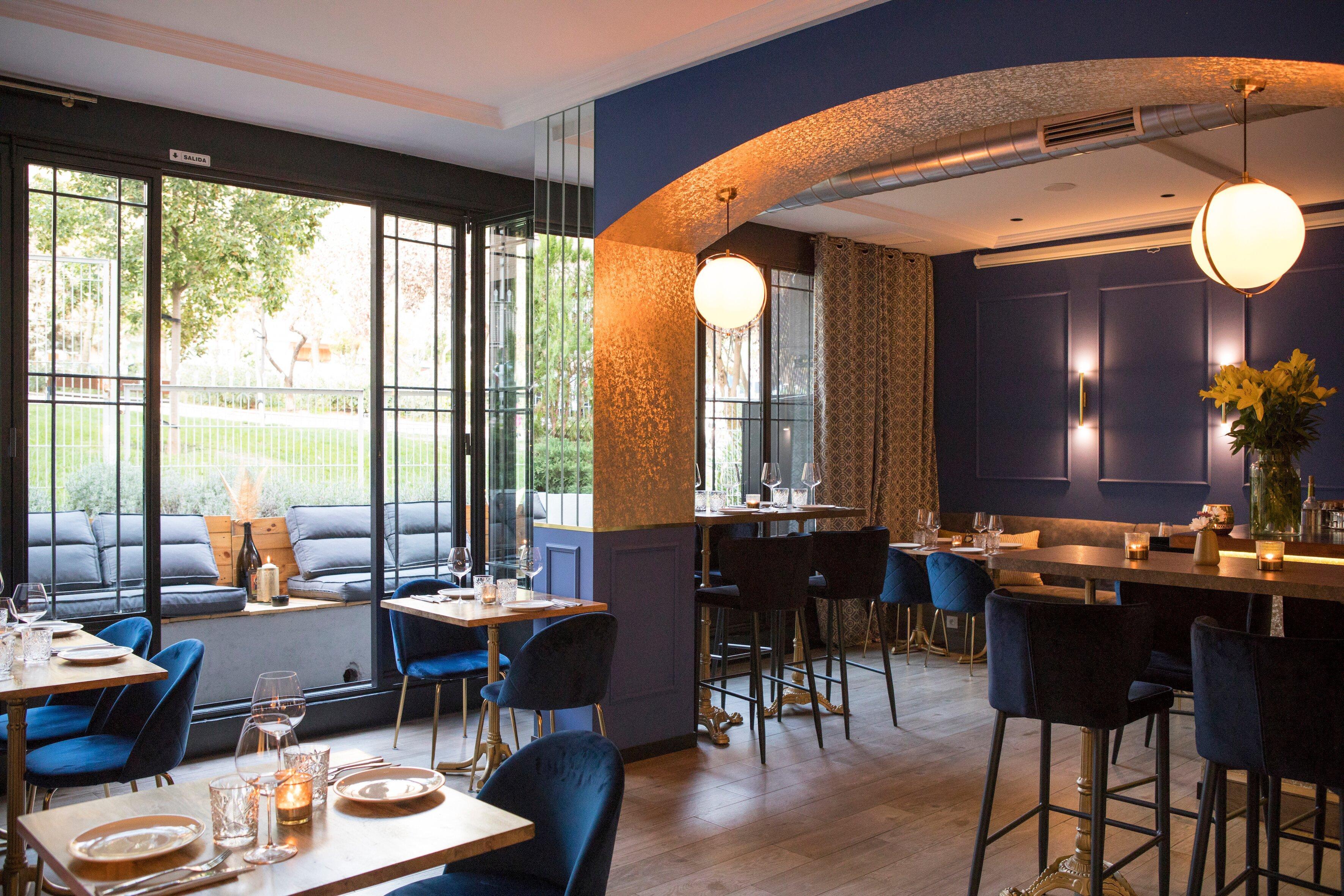 Saint-germain Wine Bar