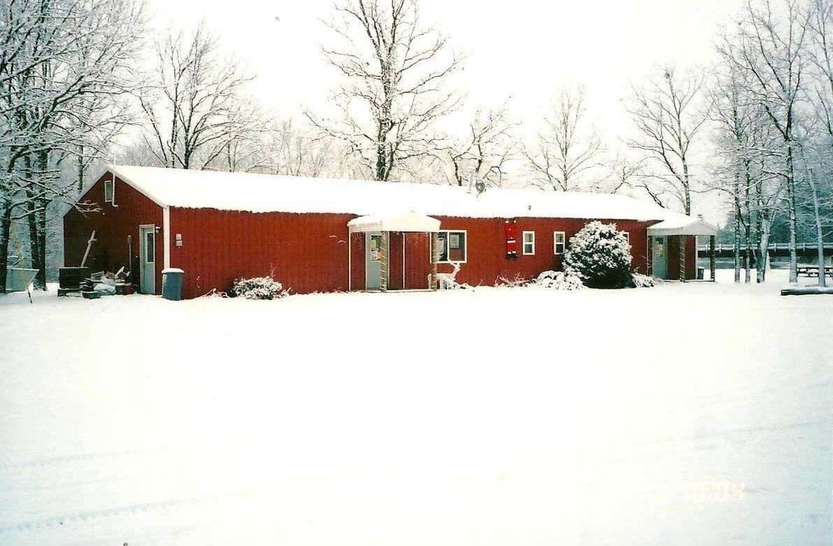 Wahoo Valley Bar & Grill