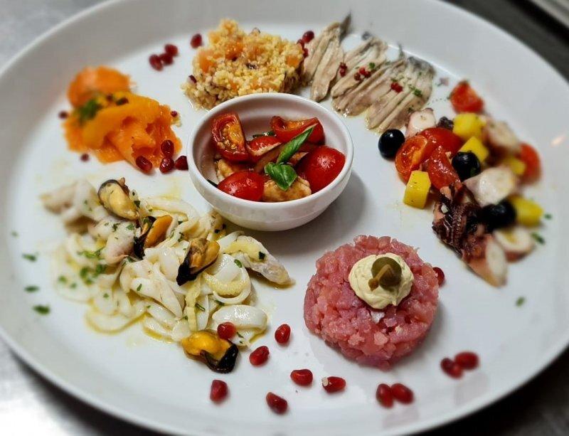 La Cloche - Mediterranean Cuisine