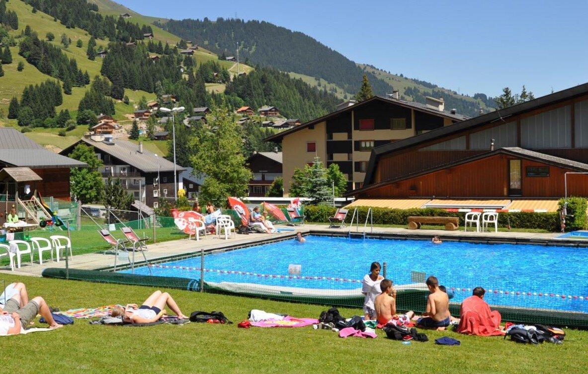 Piscine Du Centre Sportif