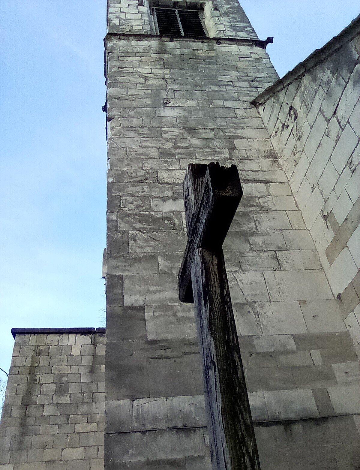St Cuthberts Church WW1 Cross