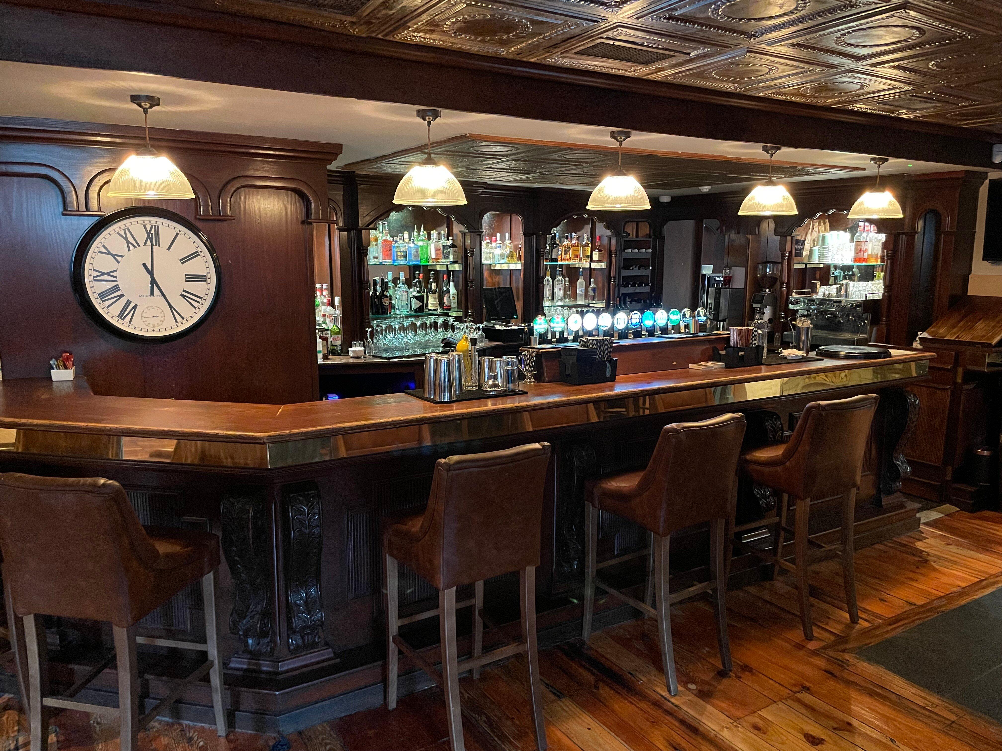 Slevins Gastro Pub & Garden