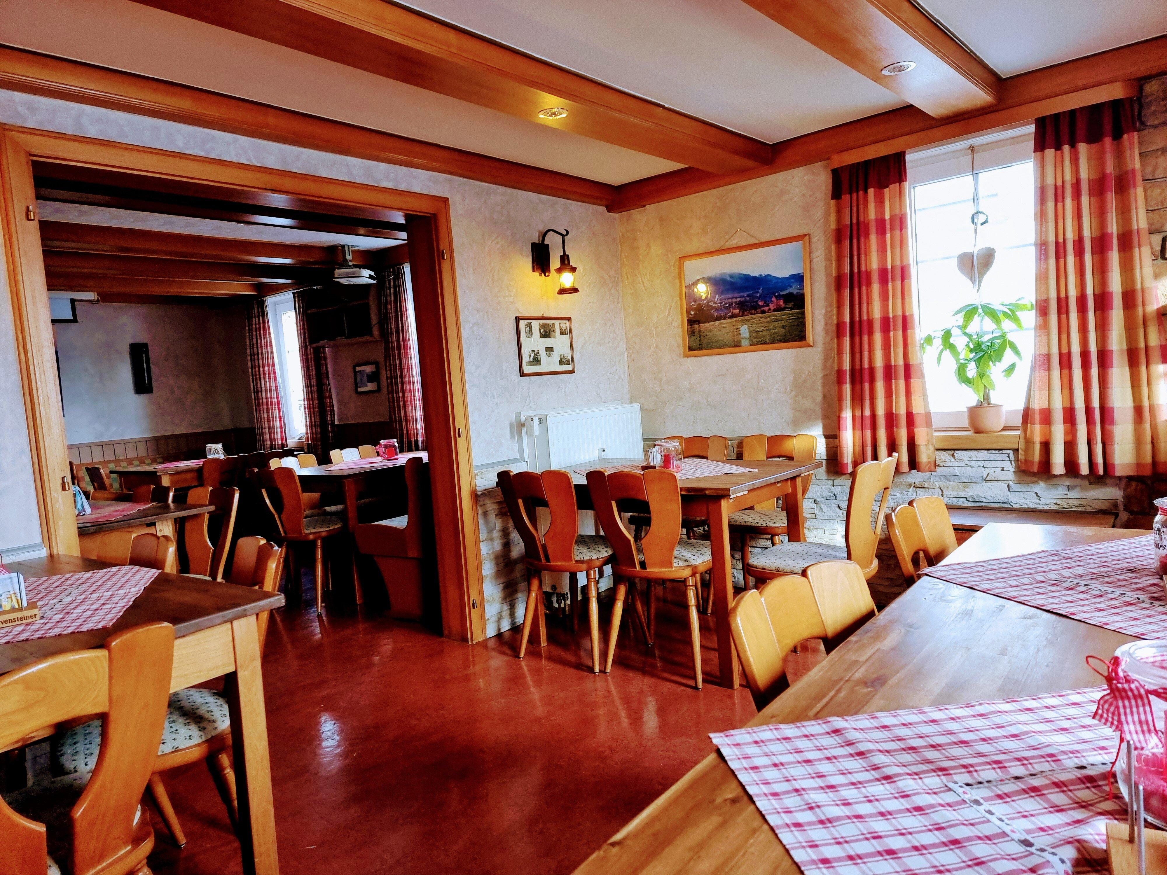 Landgaststätte "zum Rothaarsteig"