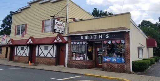 Smith's Tavern