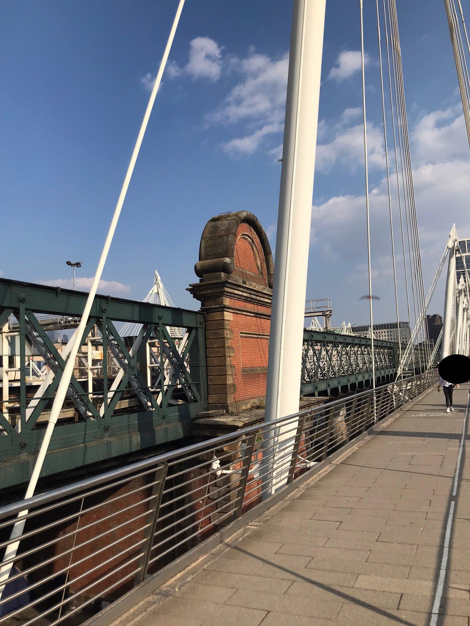 Hungerford Bridge