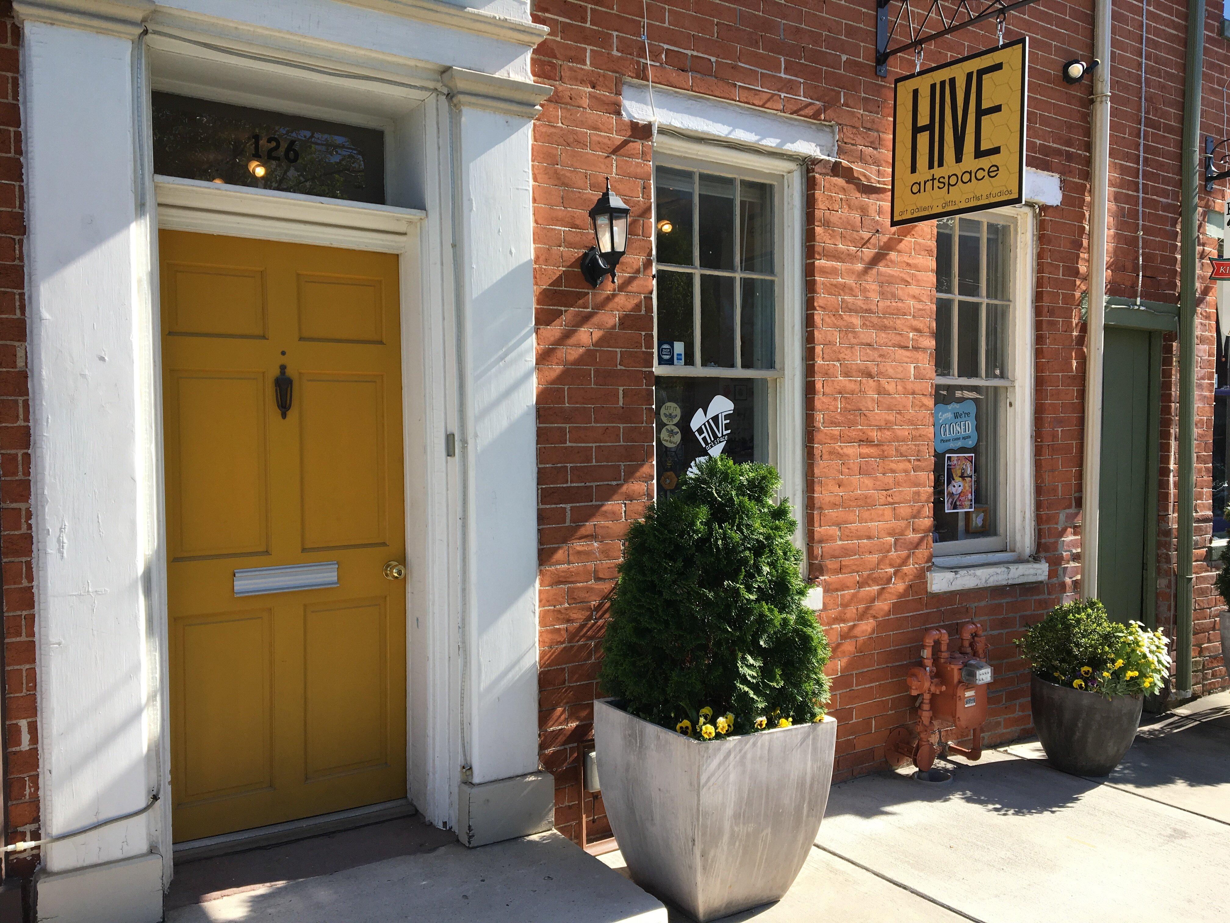 Photo by HIVEartspace