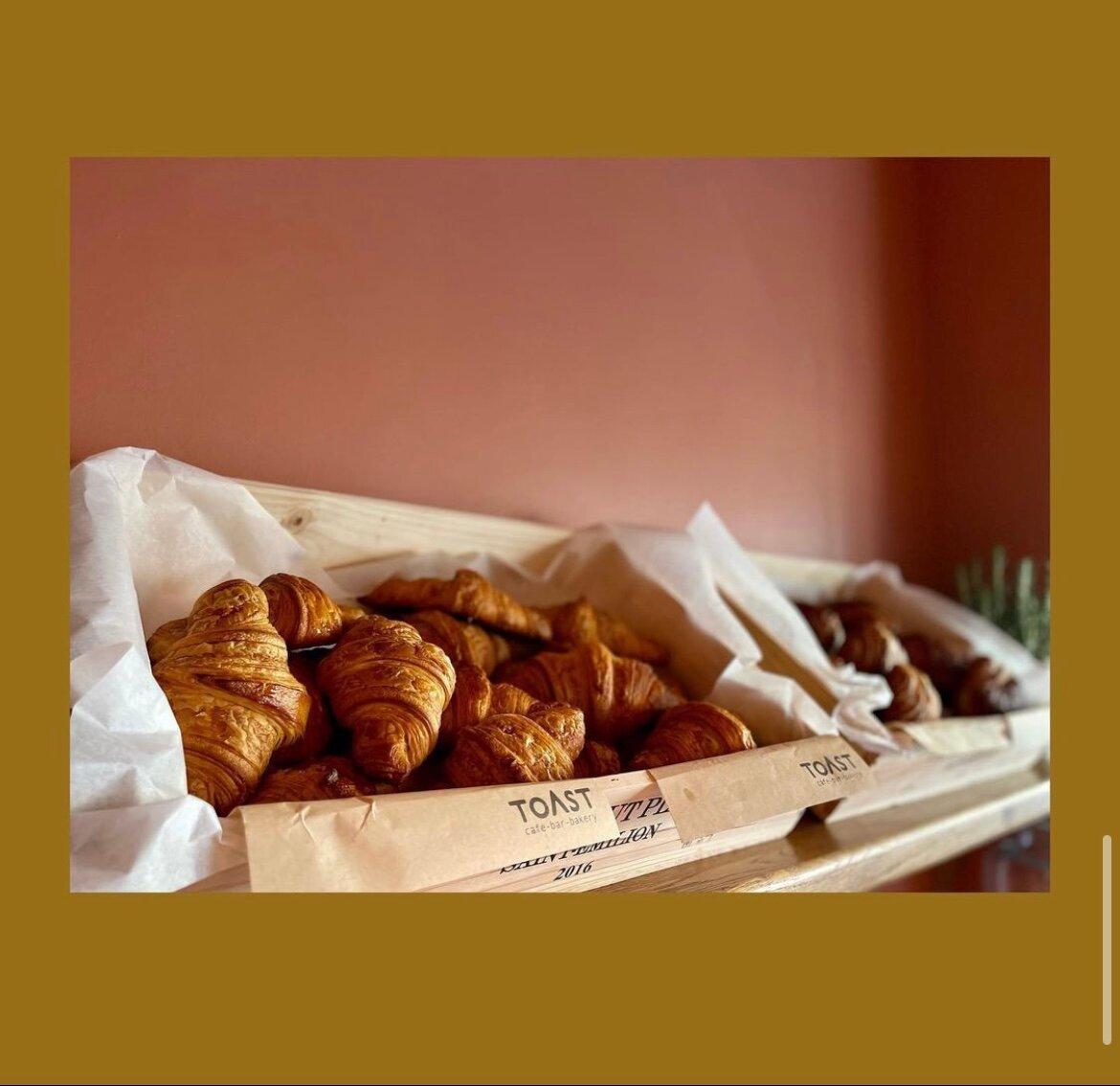 Toast Cafe, Bakery, And Bar