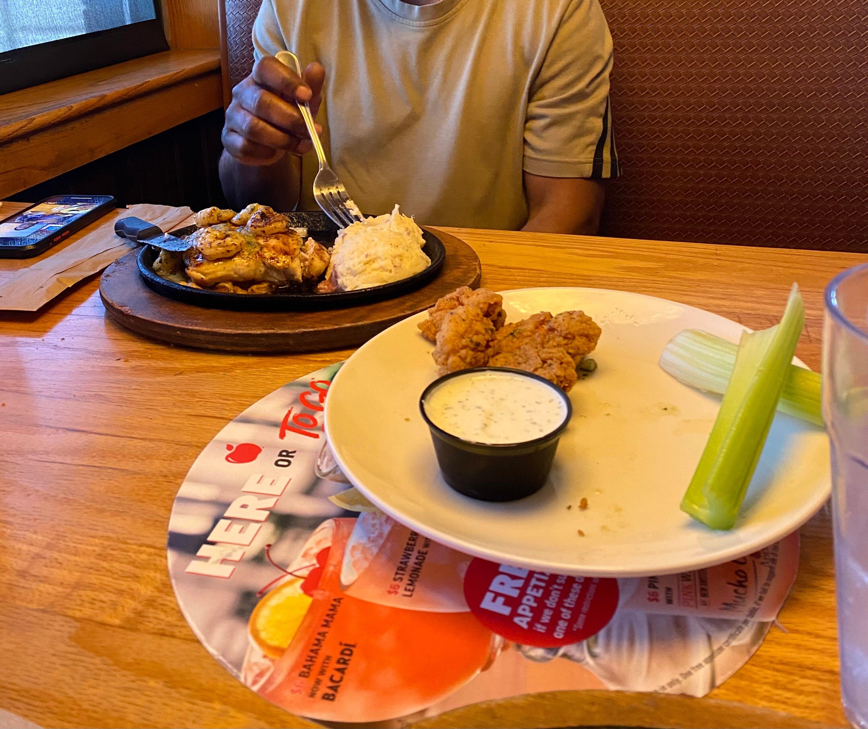 Applebee's Grill + Bar