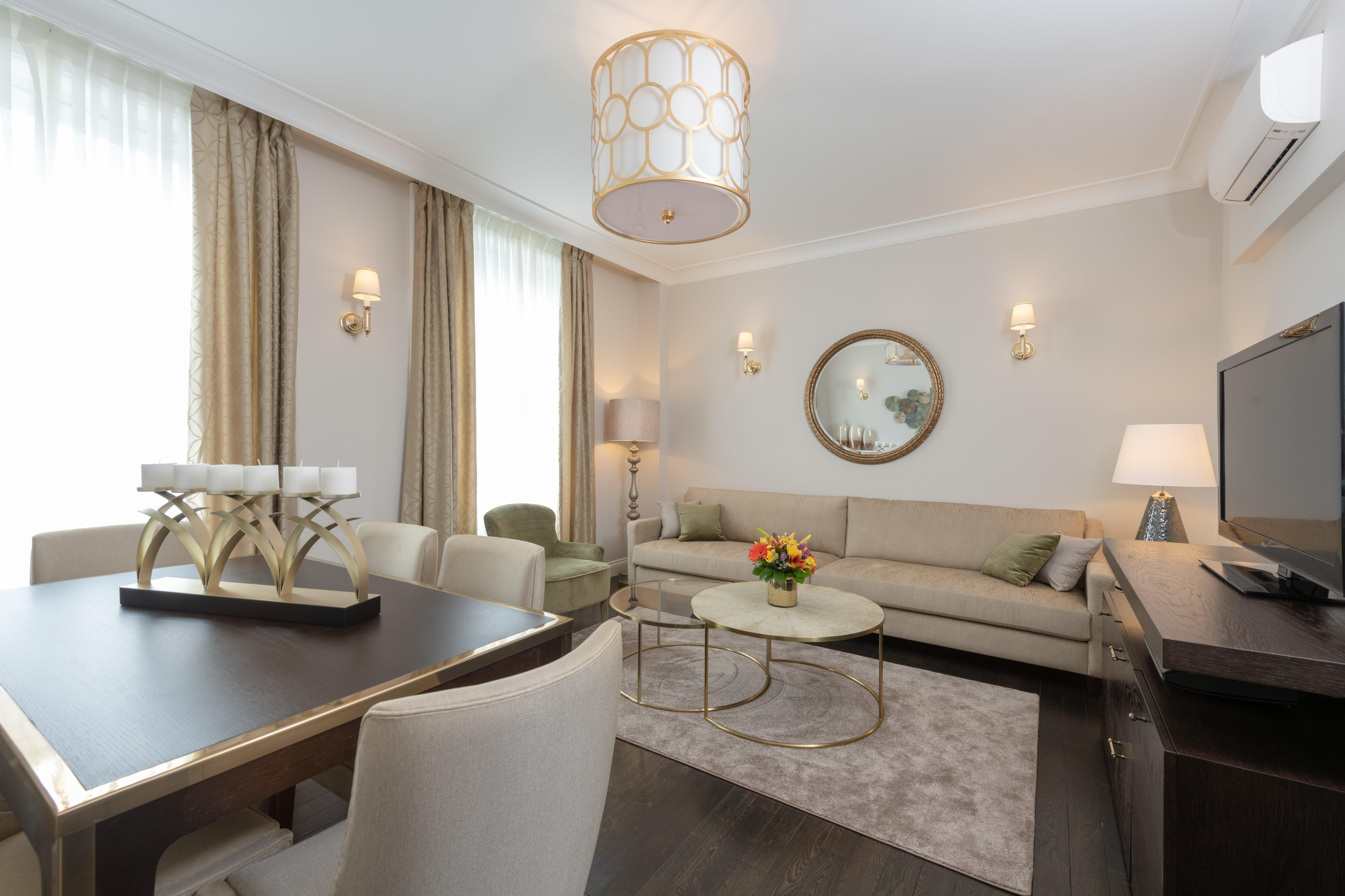 Fraser Residence Prince of Wales