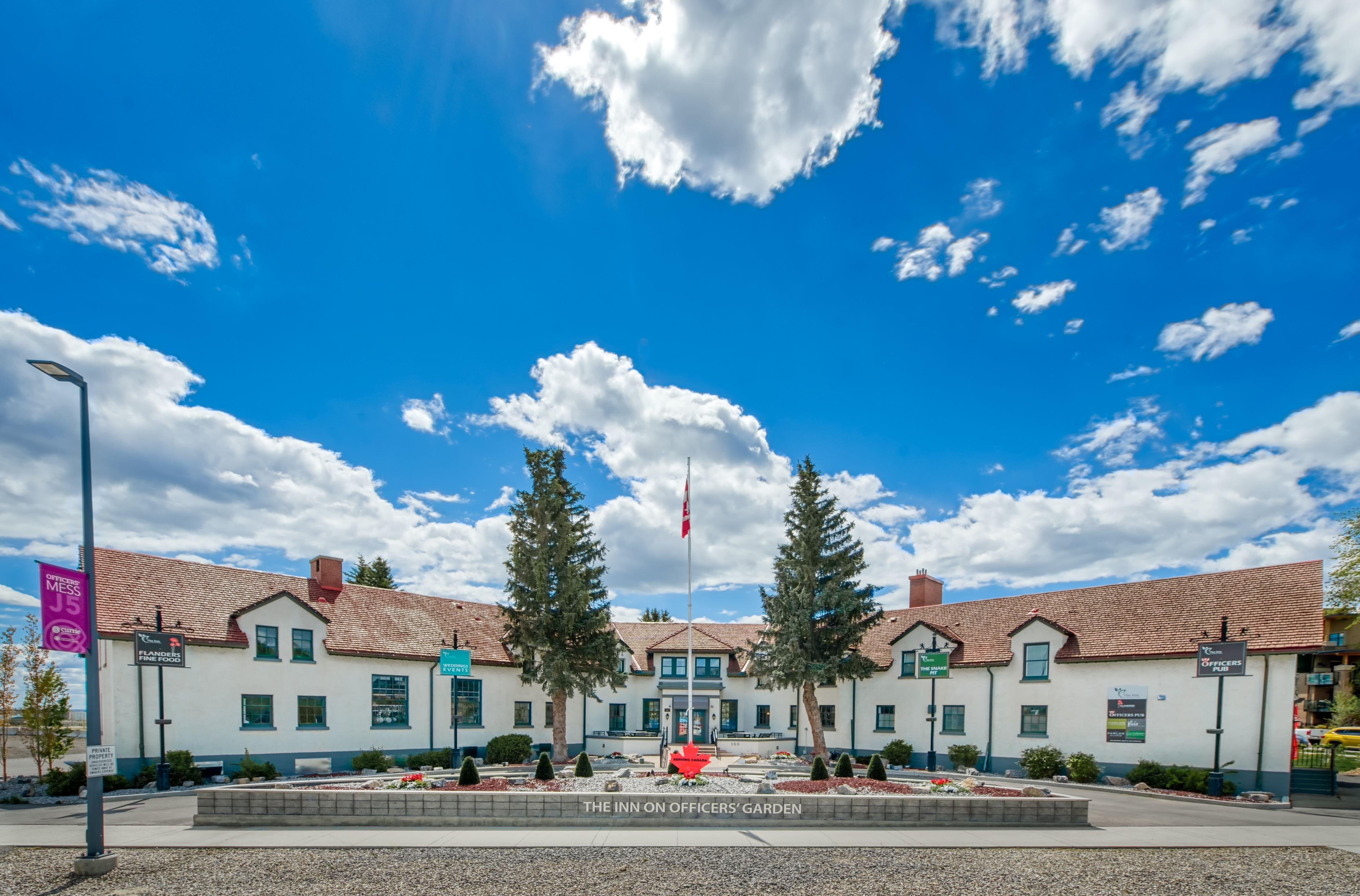 The Inn On Officers Garden