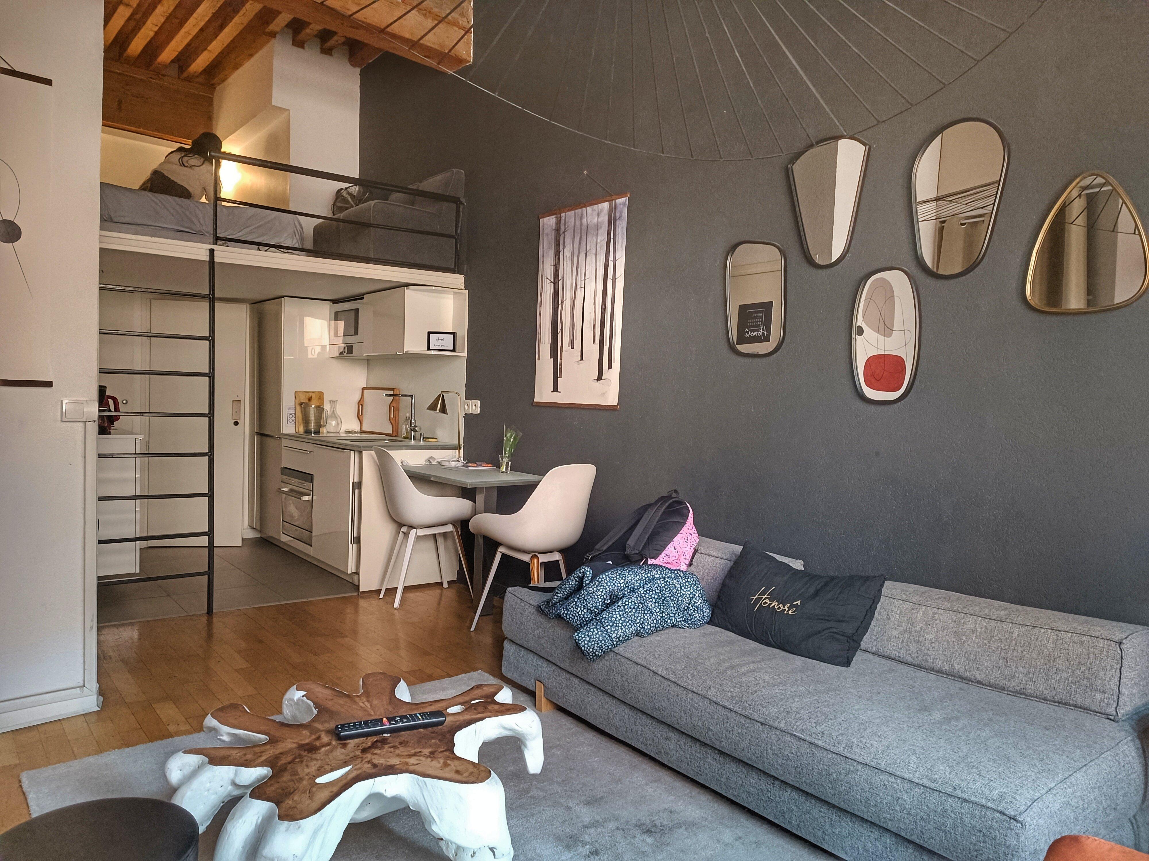 Honore Hotel Pour Nomades Reveurs