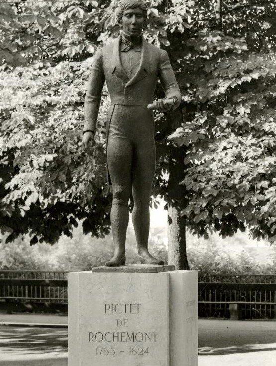 Statue Charles Pictet De Rochemont